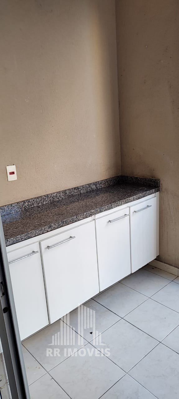 Apartamento à venda com 3 quartos, 80m² - Foto 4