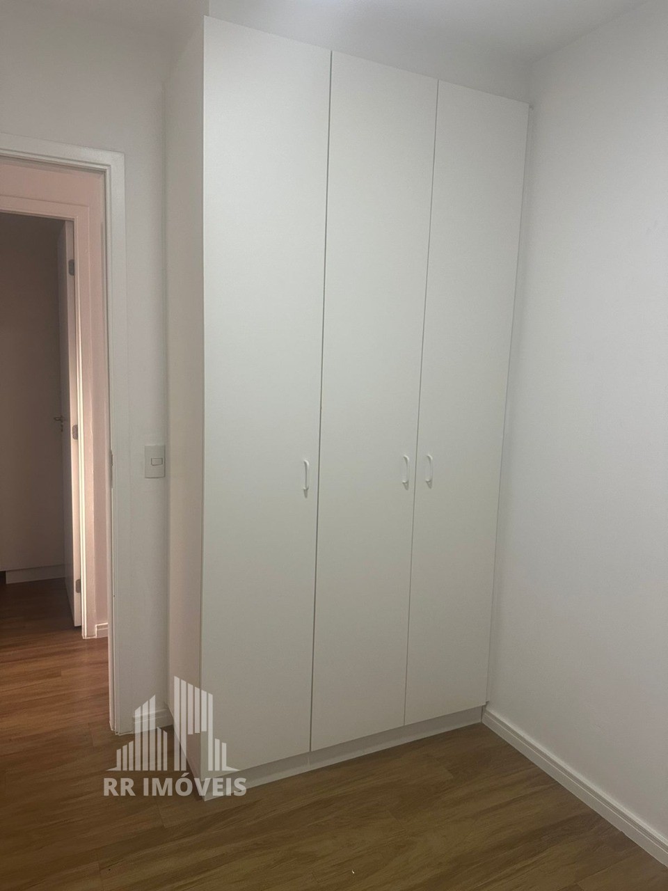 Apartamento à venda com 3 quartos, 76m² - Foto 8