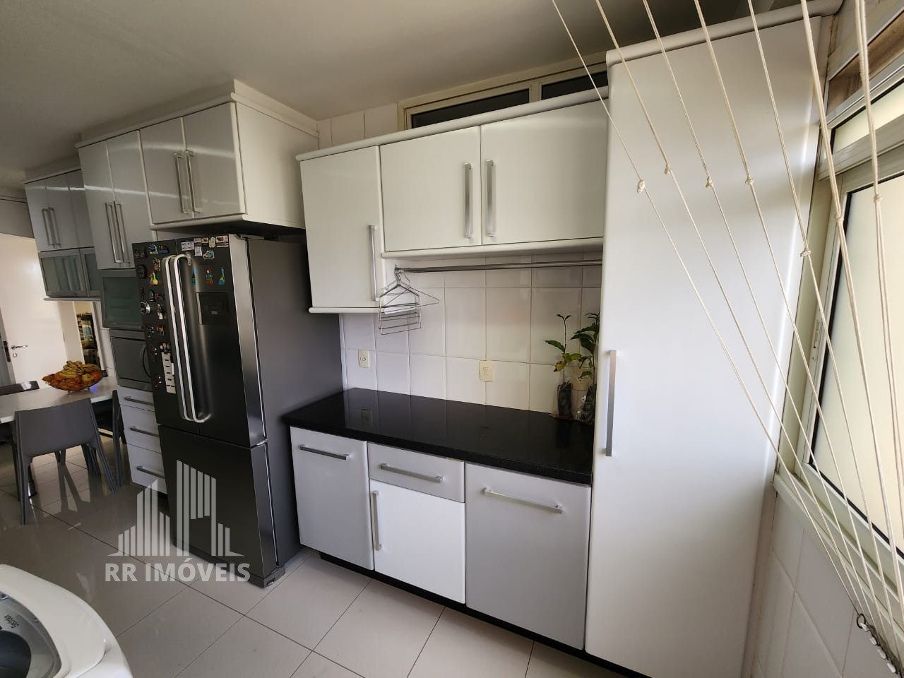 Apartamento à venda com 3 quartos, 133m² - Foto 14