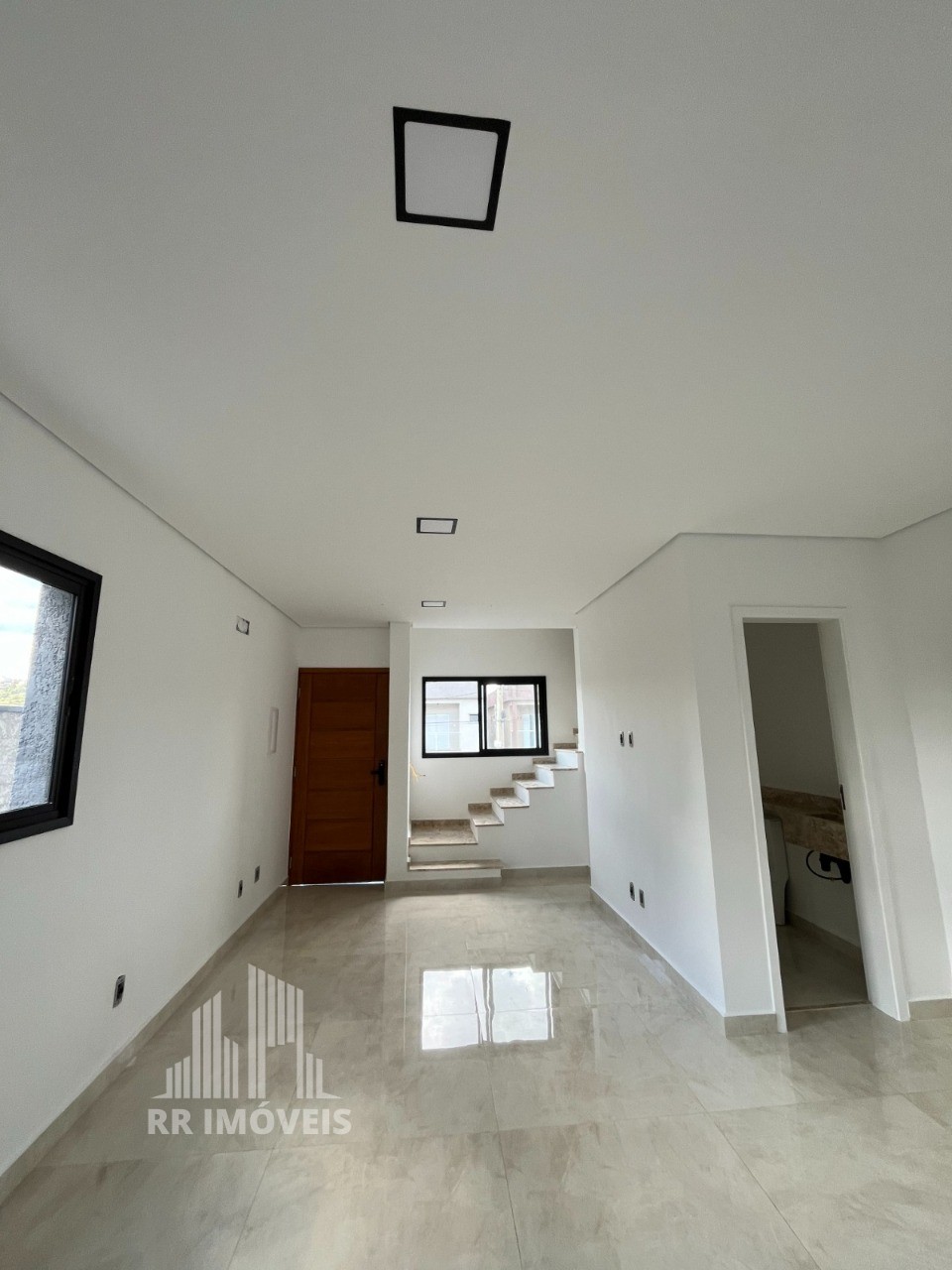 Casa à venda com 3 quartos, 126m² - Foto 4