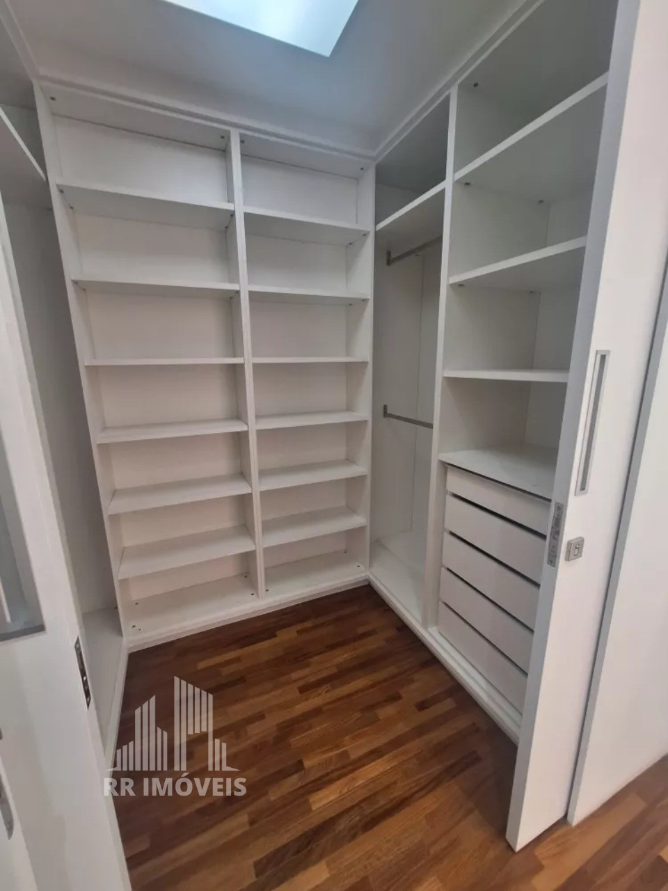 Apartamento à venda com 3 quartos, 107m² - Foto 12