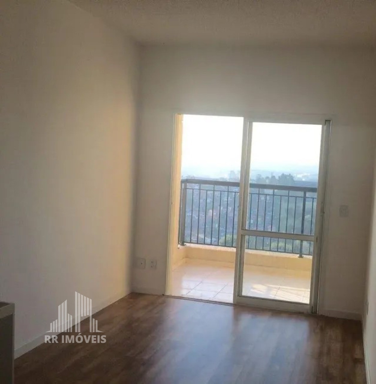 Apartamento à venda com 2 quartos, 68m² - Foto 1