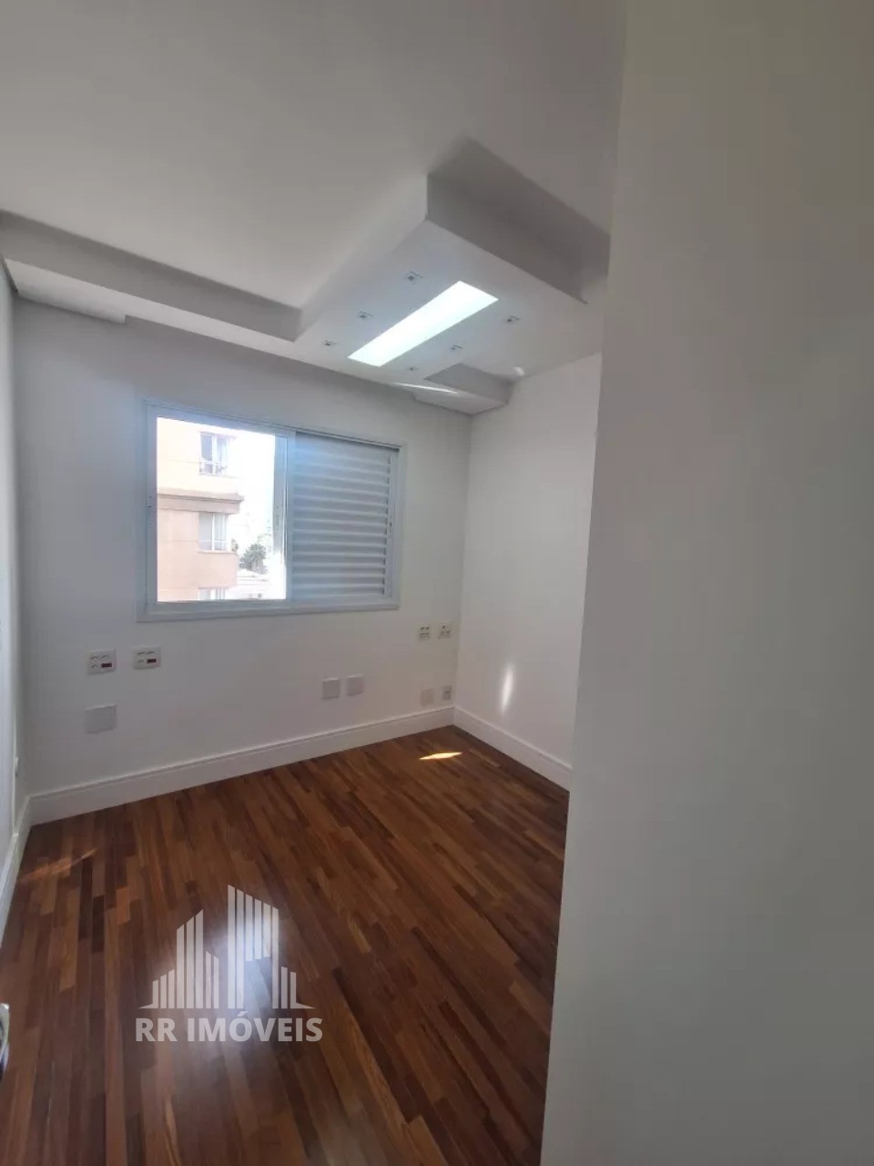 Apartamento à venda com 3 quartos, 107m² - Foto 16