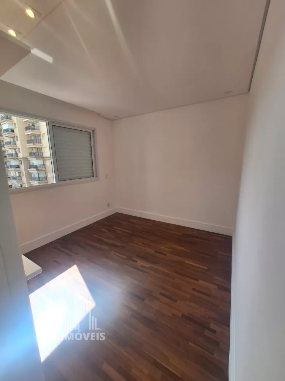 Apartamento à venda com 3 quartos, 107m² - Foto 14