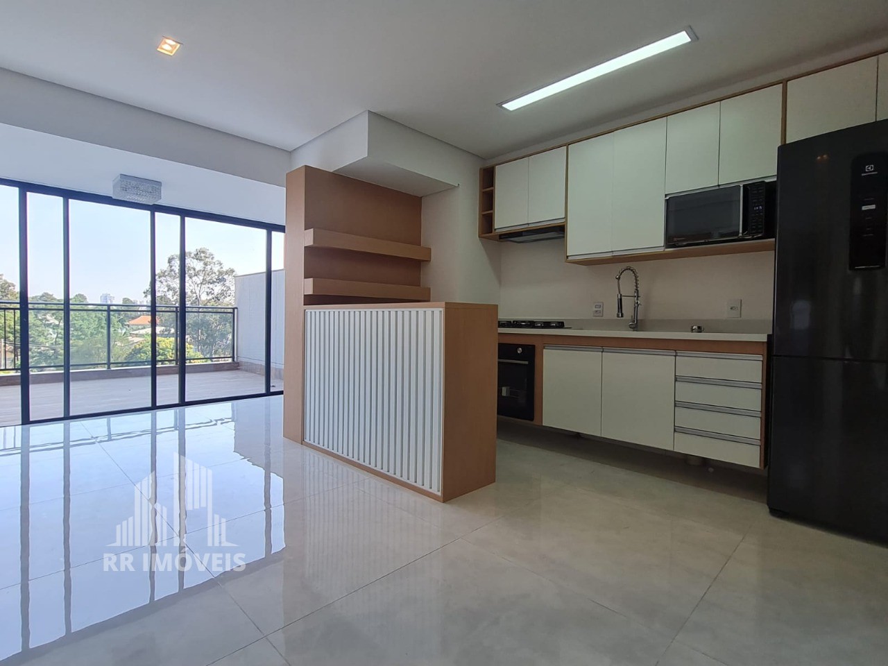 Apartamento à venda com 2 quartos, 119m² - Foto 1