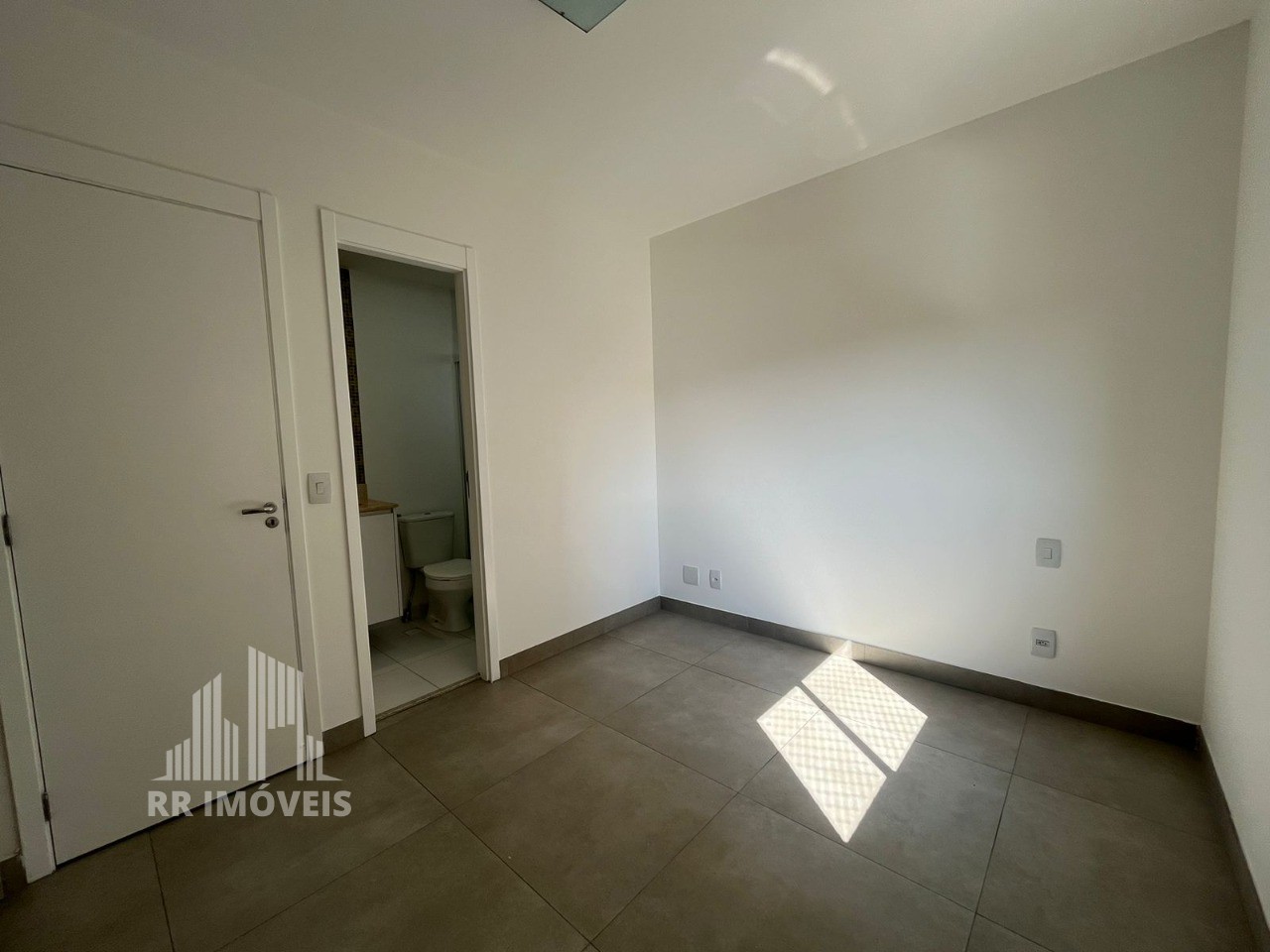 Apartamento à venda com 3 quartos, 71m² - Foto 22