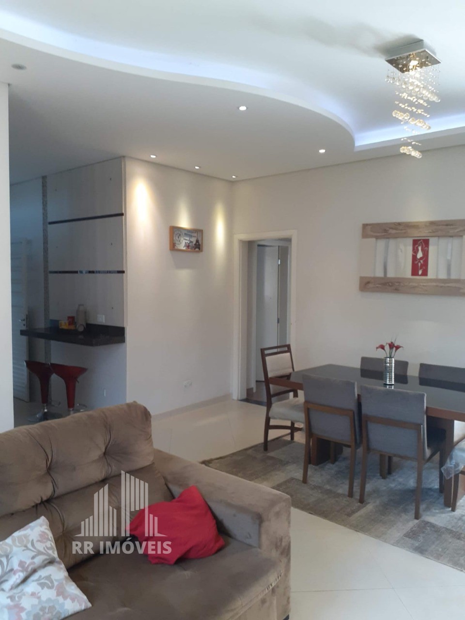 Casa à venda com 3 quartos, 156m² - Foto 2