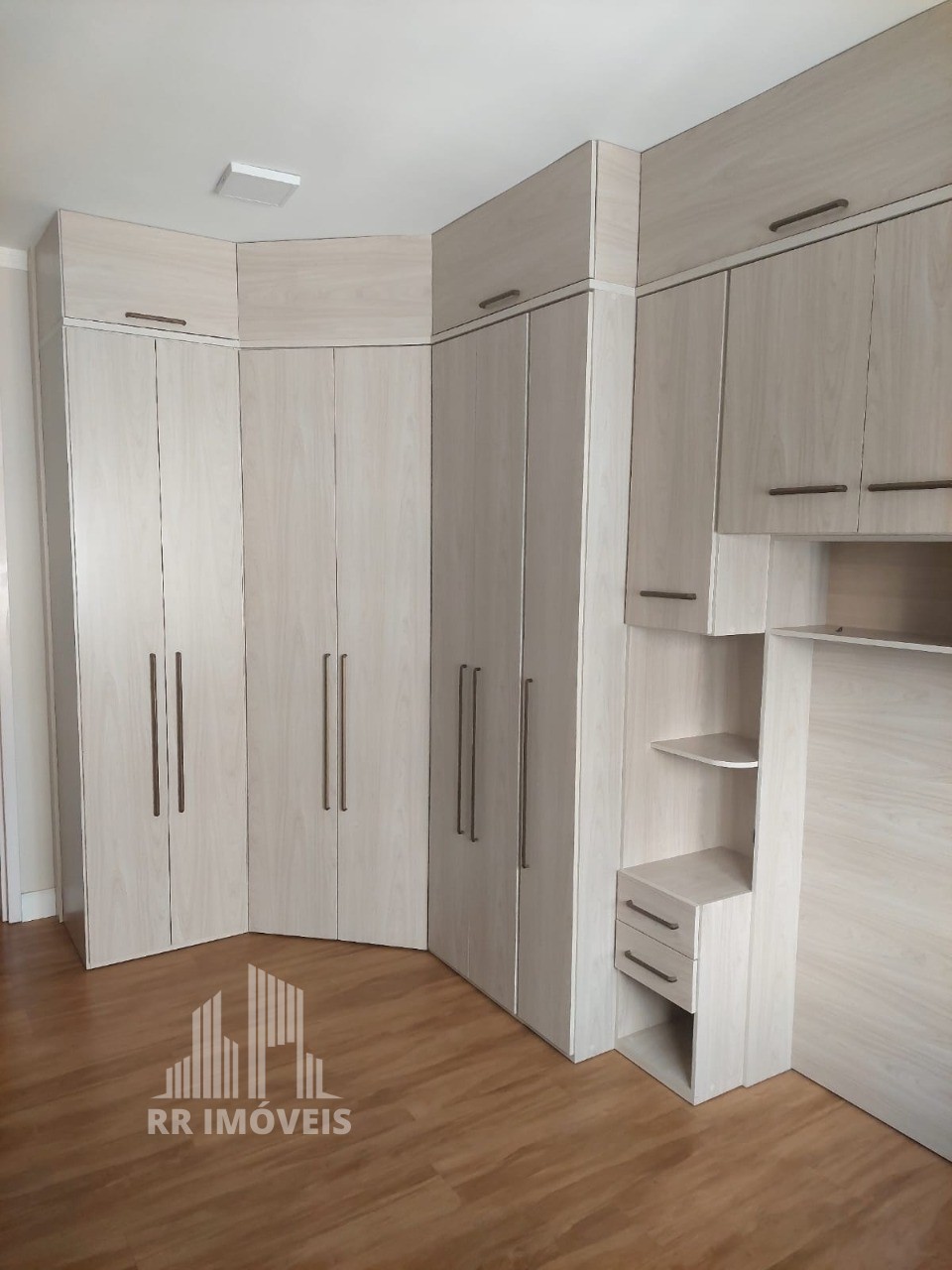 Apartamento à venda com 2 quartos, 68m² - Foto 14