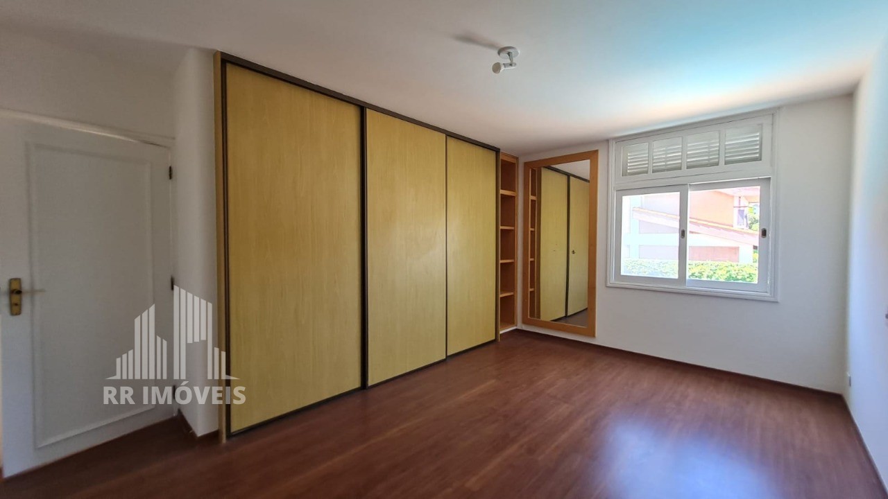 Casa à venda com 5 quartos, 620m² - Foto 17