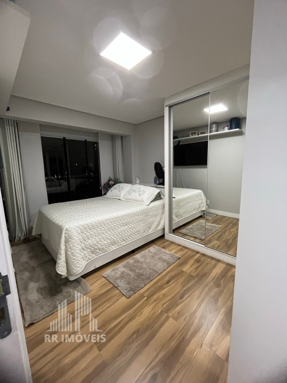 Apartamento à venda com 3 quartos, 76m² - Foto 12