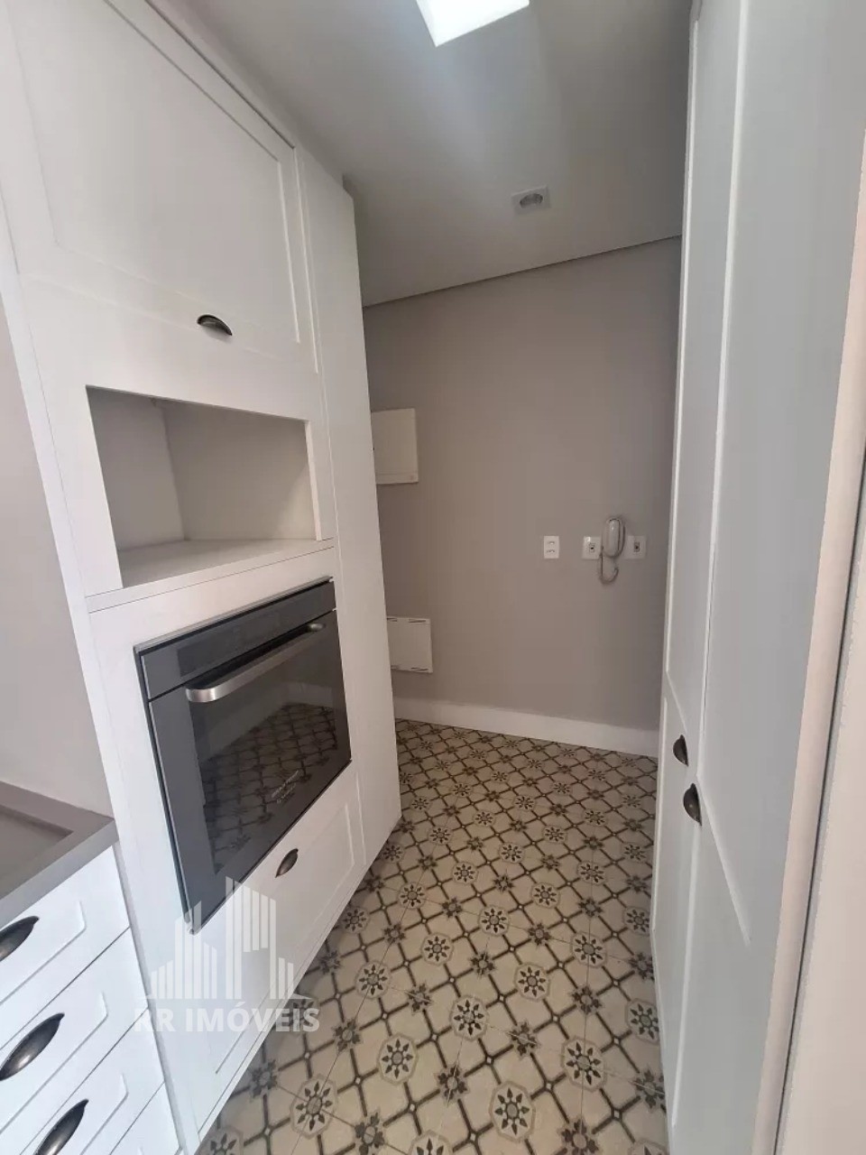 Apartamento à venda com 3 quartos, 107m² - Foto 10