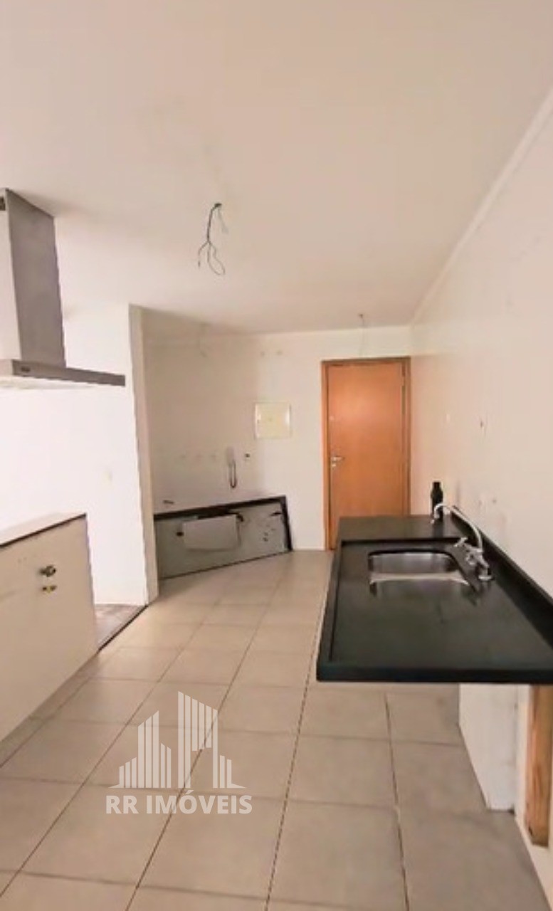 Apartamento à venda com 4 quartos, 172m² - Foto 6