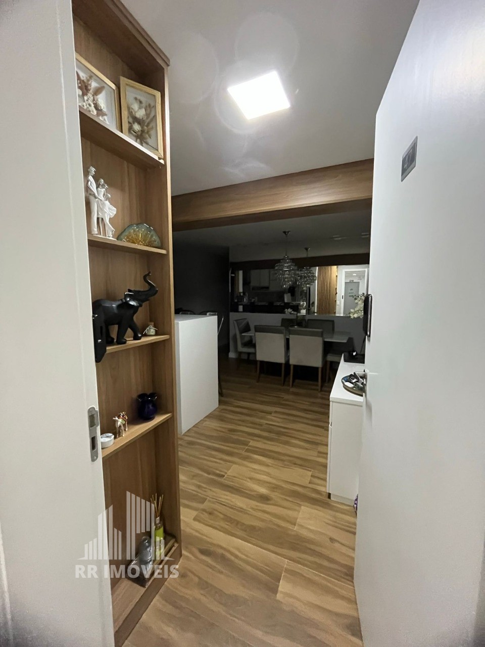 Apartamento à venda com 3 quartos, 76m² - Foto 7