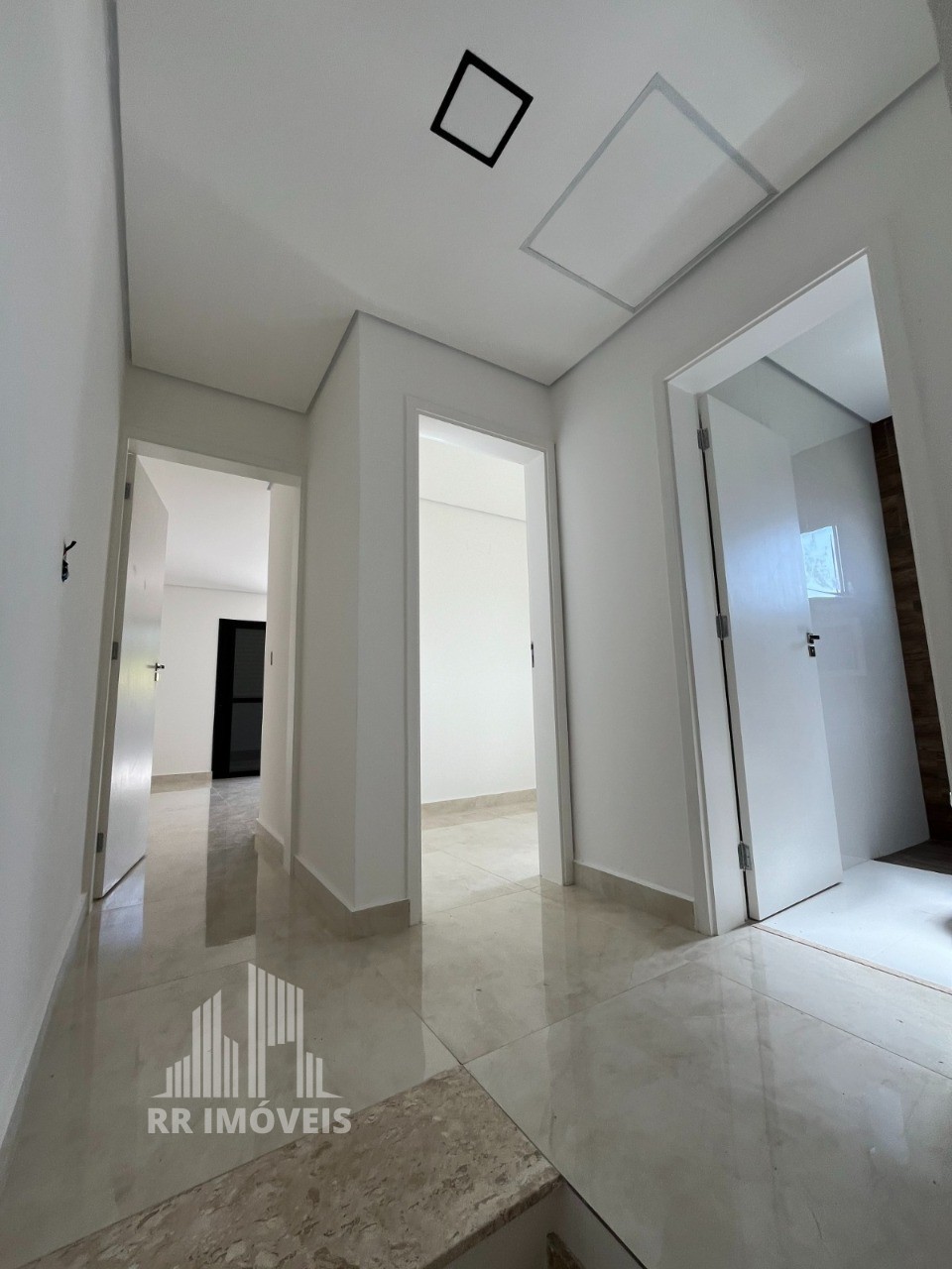 Casa à venda com 3 quartos, 126m² - Foto 17