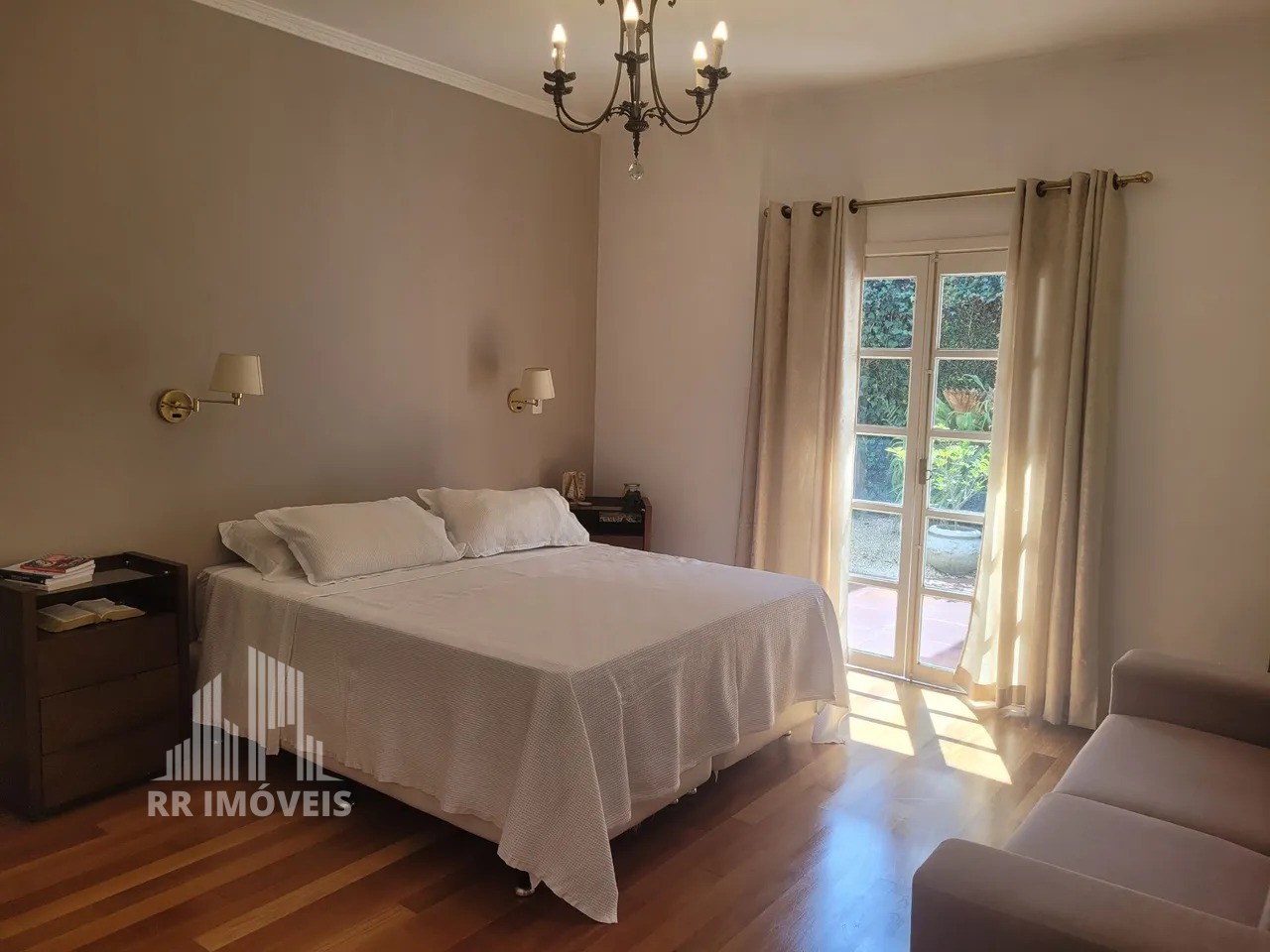 Casa à venda com 4 quartos, 249m² - Foto 10