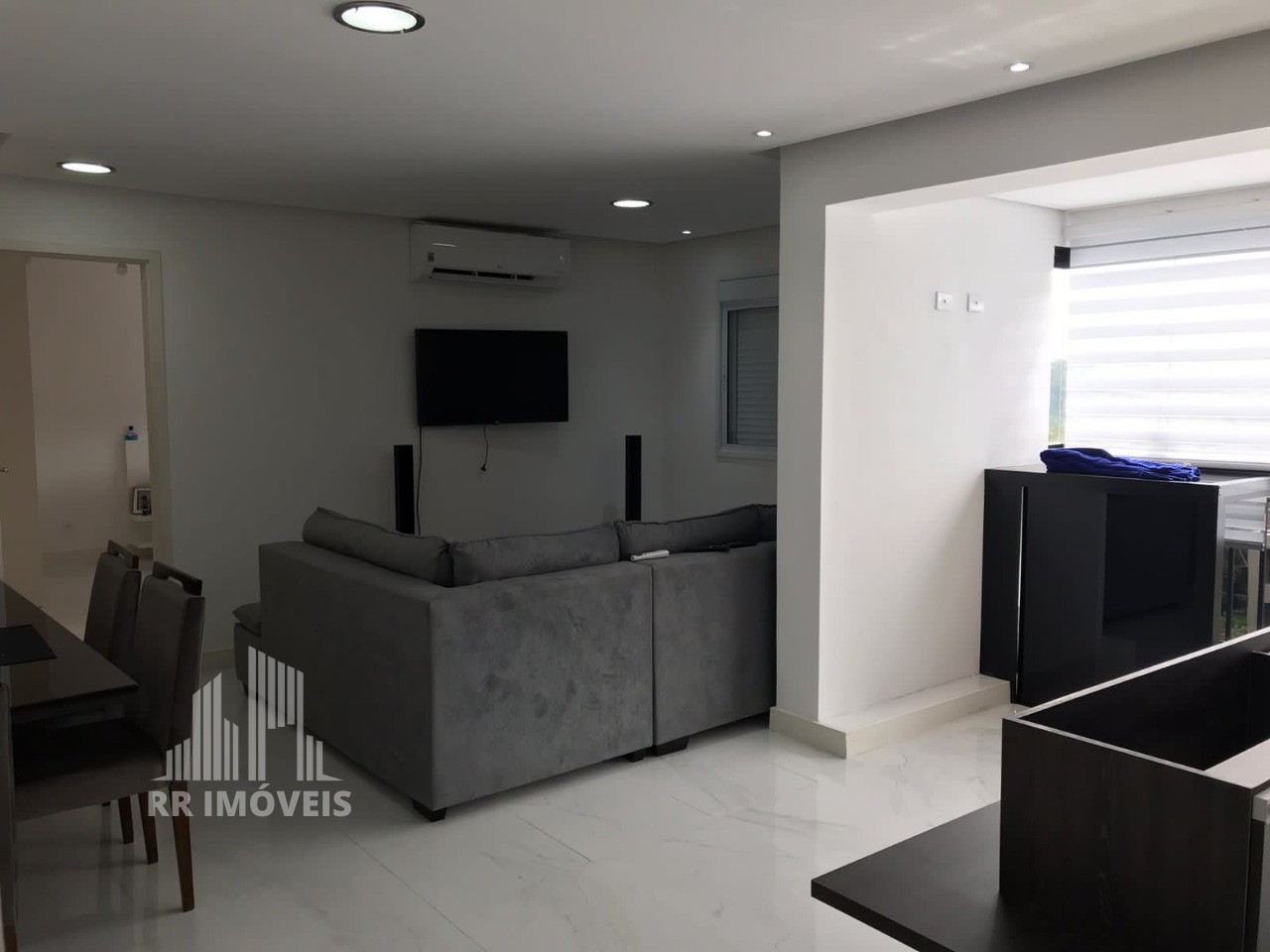 Apartamento à venda com 1 quarto, 62m² - Foto 11