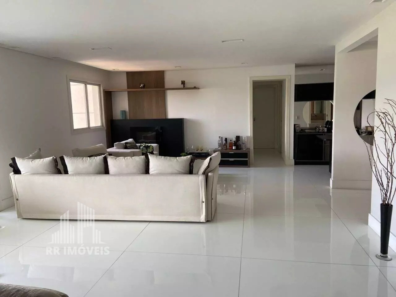 Apartamento à venda com 3 quartos, 202m² - Foto 9