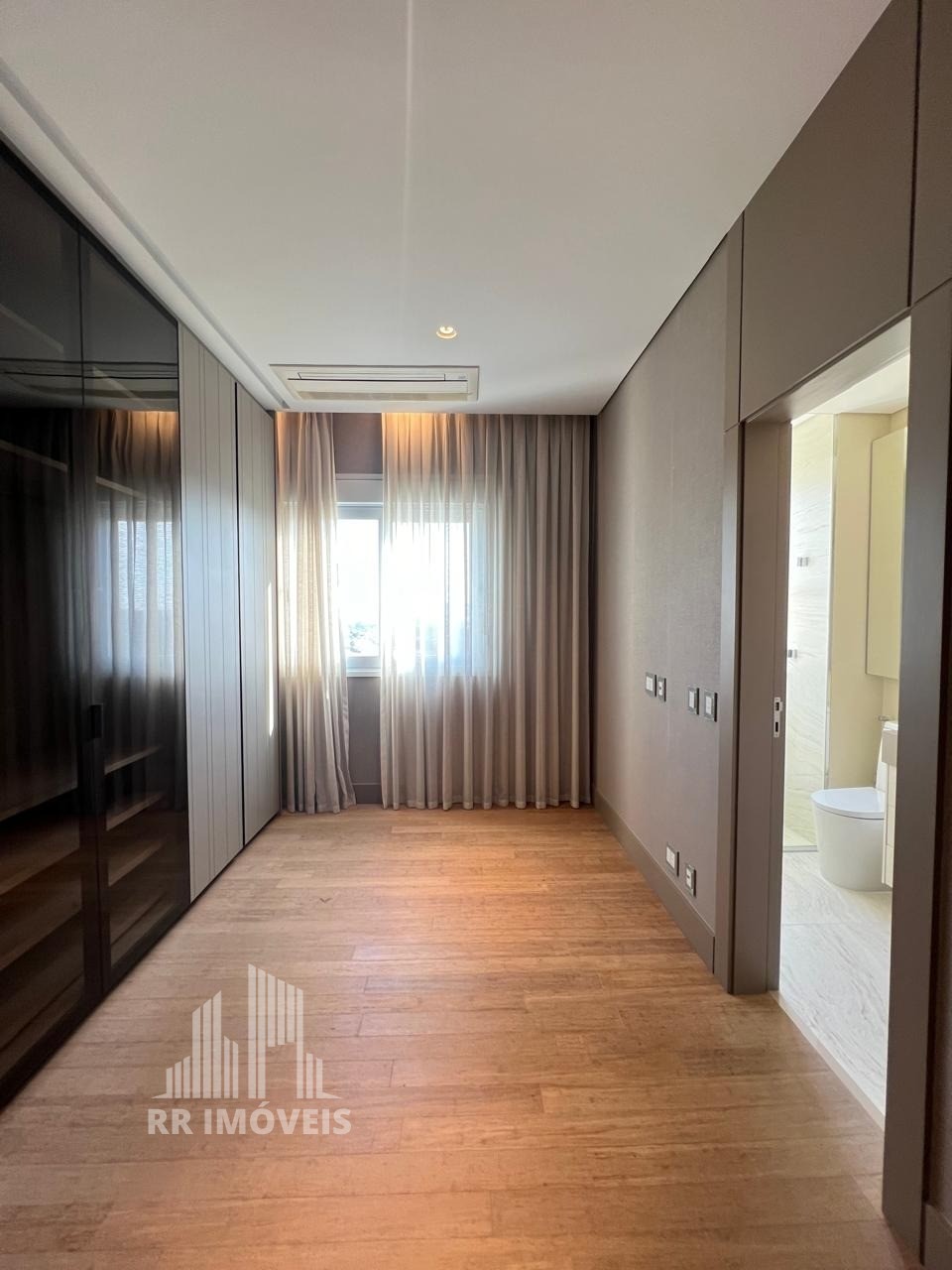 Apartamento à venda com 3 quartos, 322m² - Foto 24