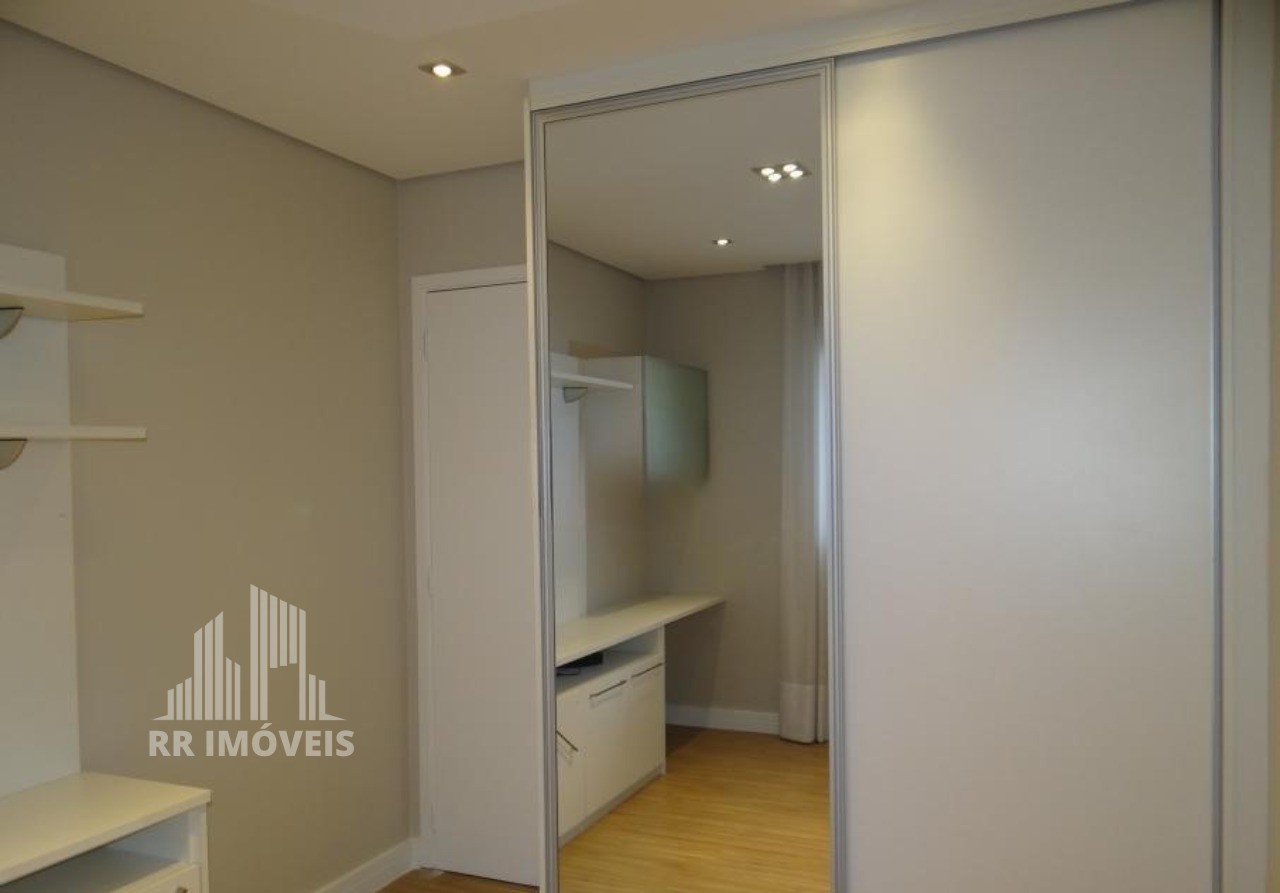 Apartamento à venda com 4 quartos, 202m² - Foto 12