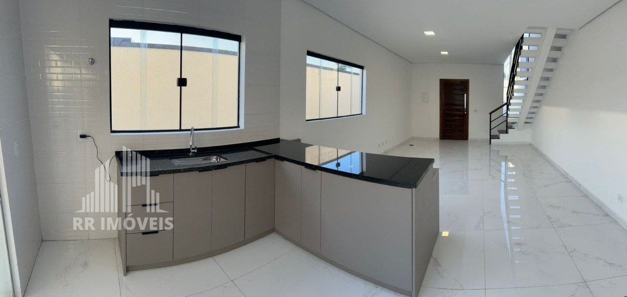 Casa à venda com 3 quartos, 110m² - Foto 3