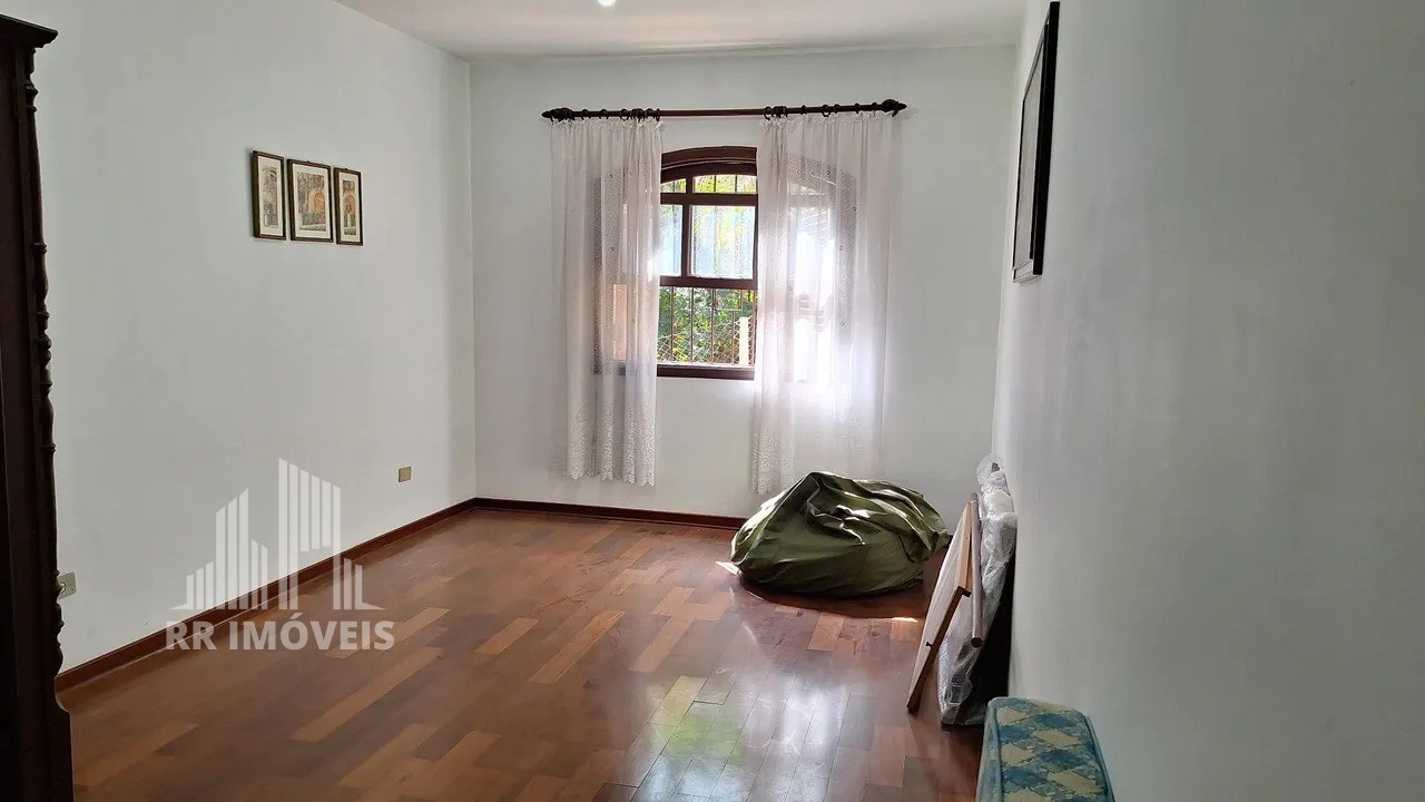 Casa à venda com 4 quartos, 750m² - Foto 17