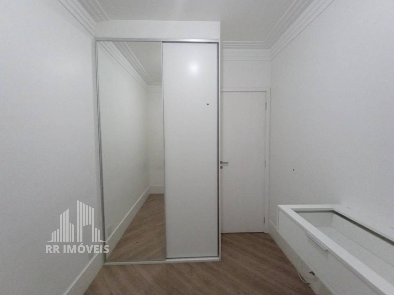 Apartamento à venda com 3 quartos, 85m² - Foto 15