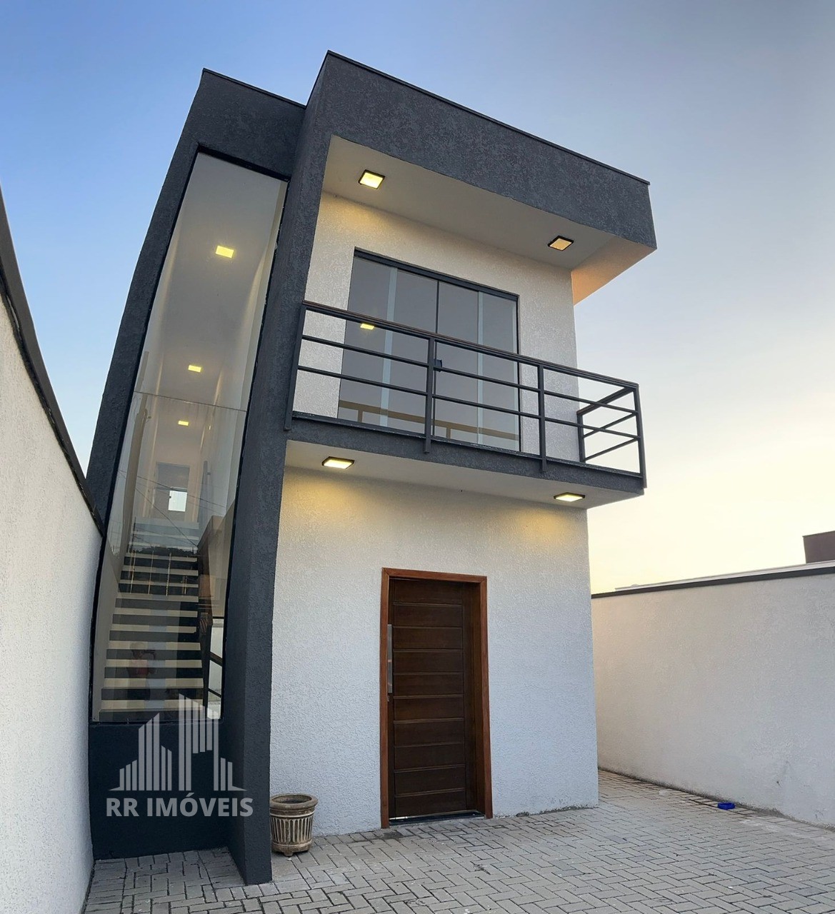 Casa à venda com 3 quartos, 110m² - Foto 2