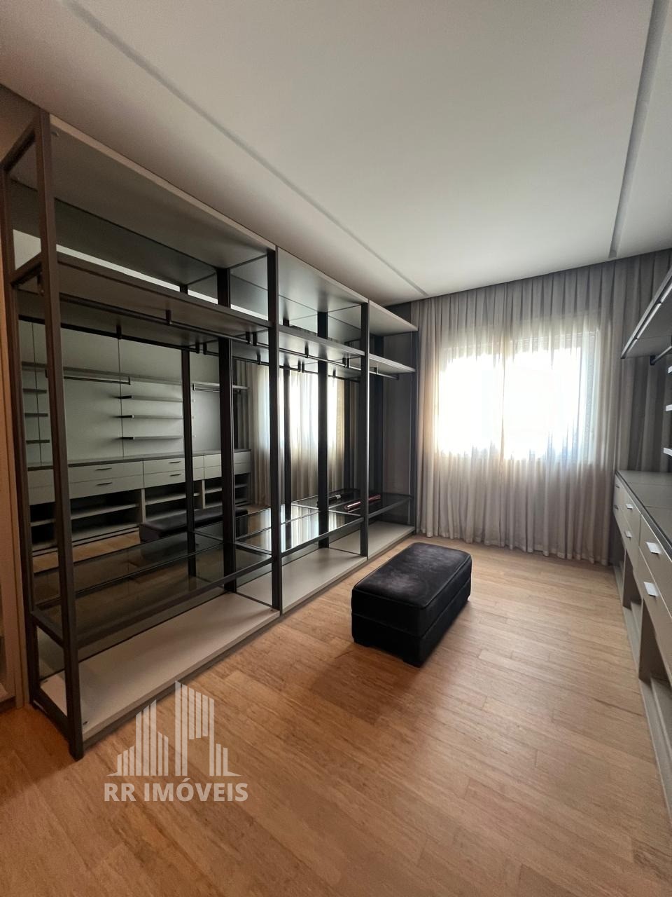 Apartamento à venda com 3 quartos, 322m² - Foto 19