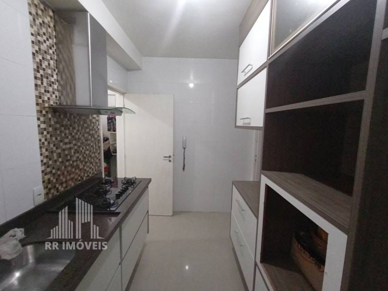 Apartamento à venda com 3 quartos, 85m² - Foto 8