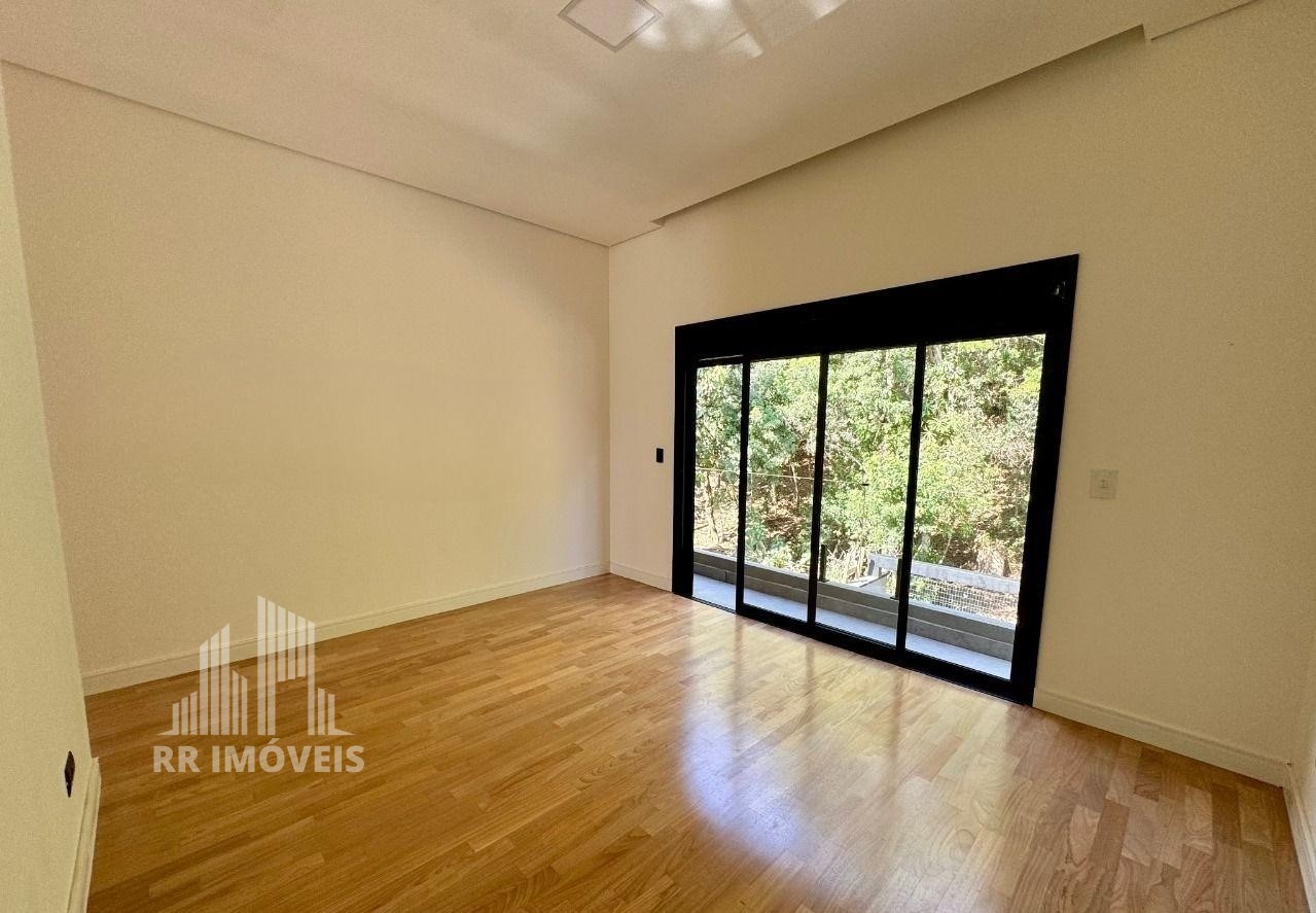 Casa à venda com 3 quartos, 151m² - Foto 12