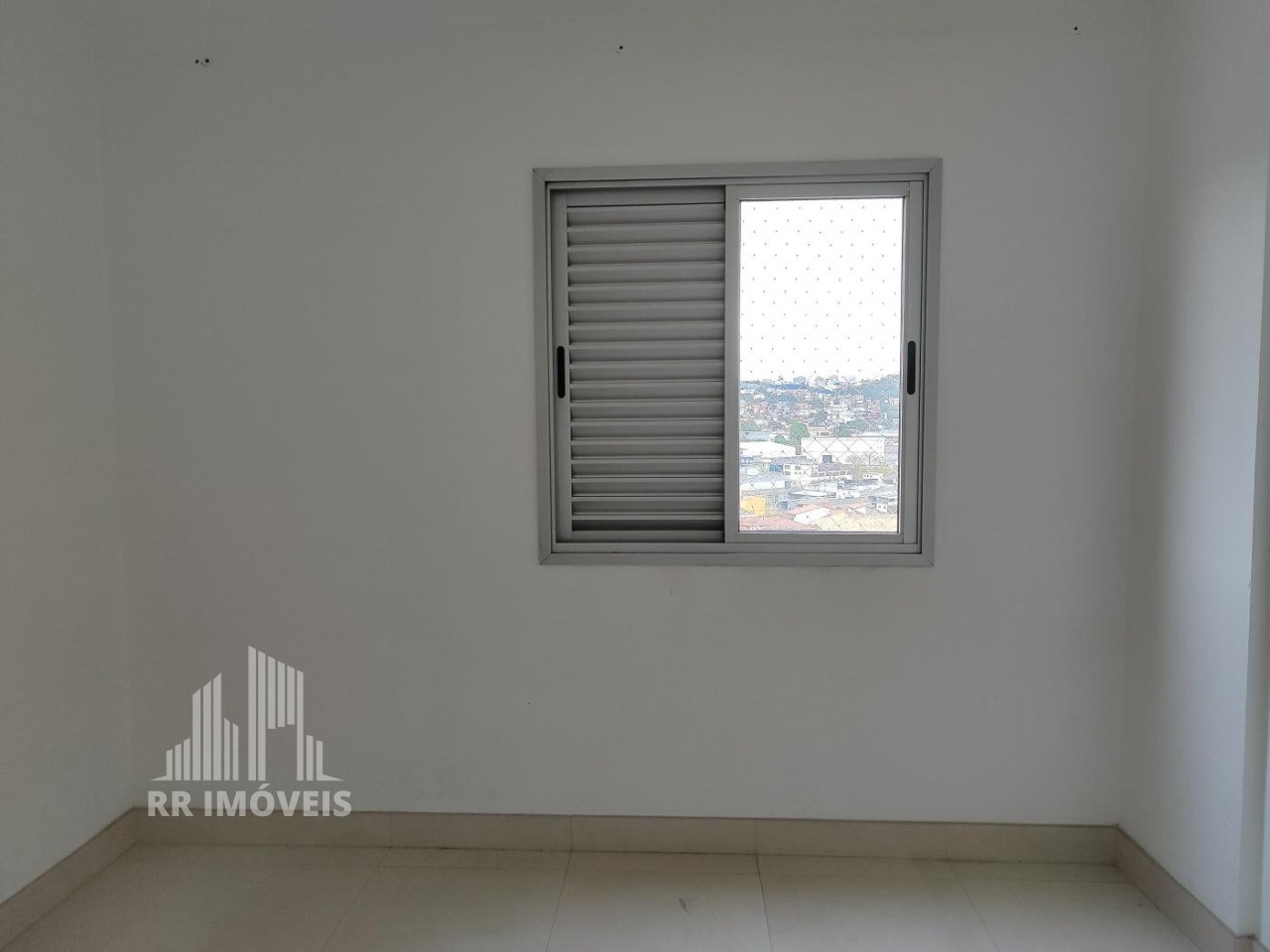 Apartamento à venda com 2 quartos, 64m² - Foto 12