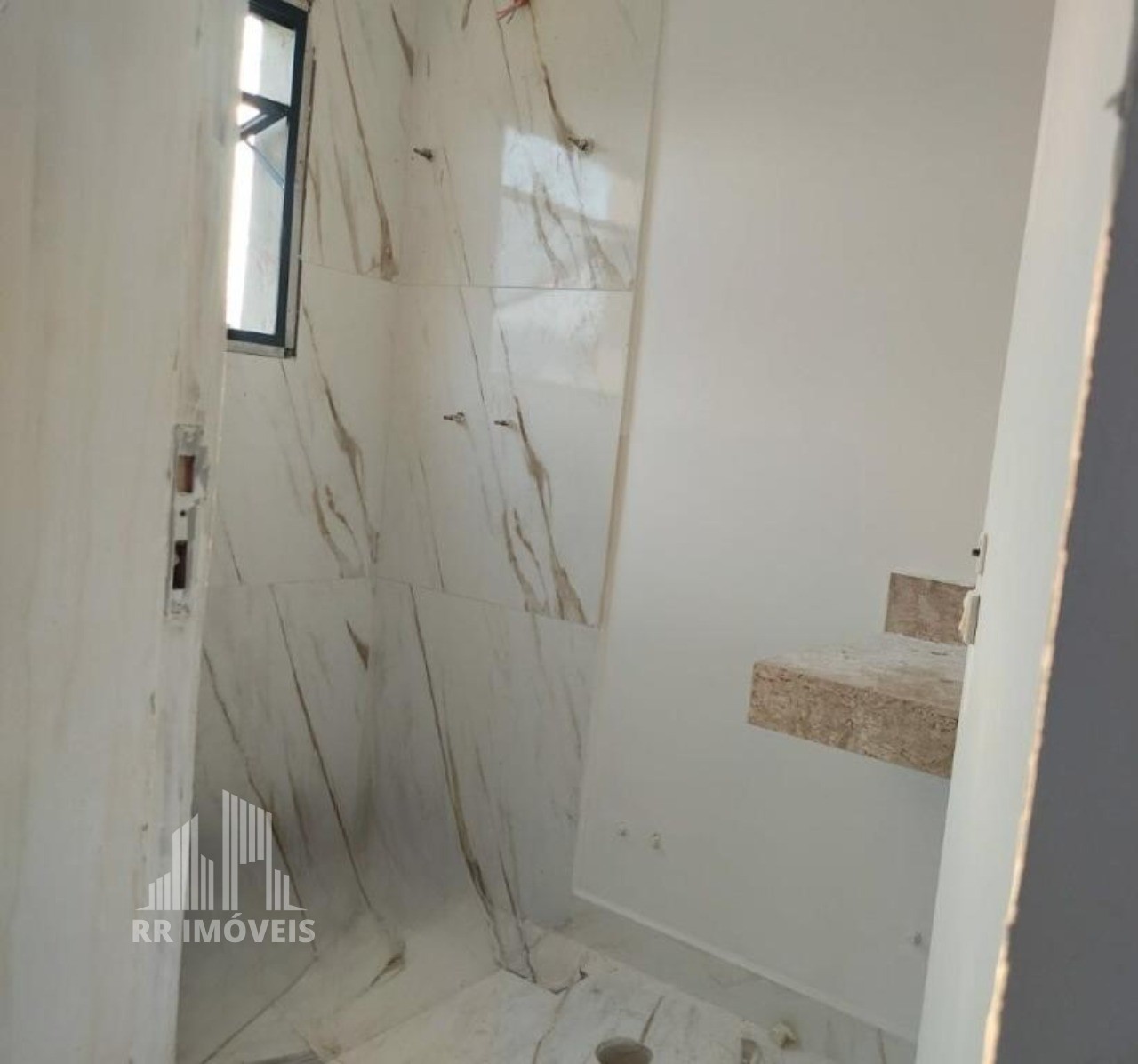 Casa à venda com 4 quartos, 300m² - Foto 12