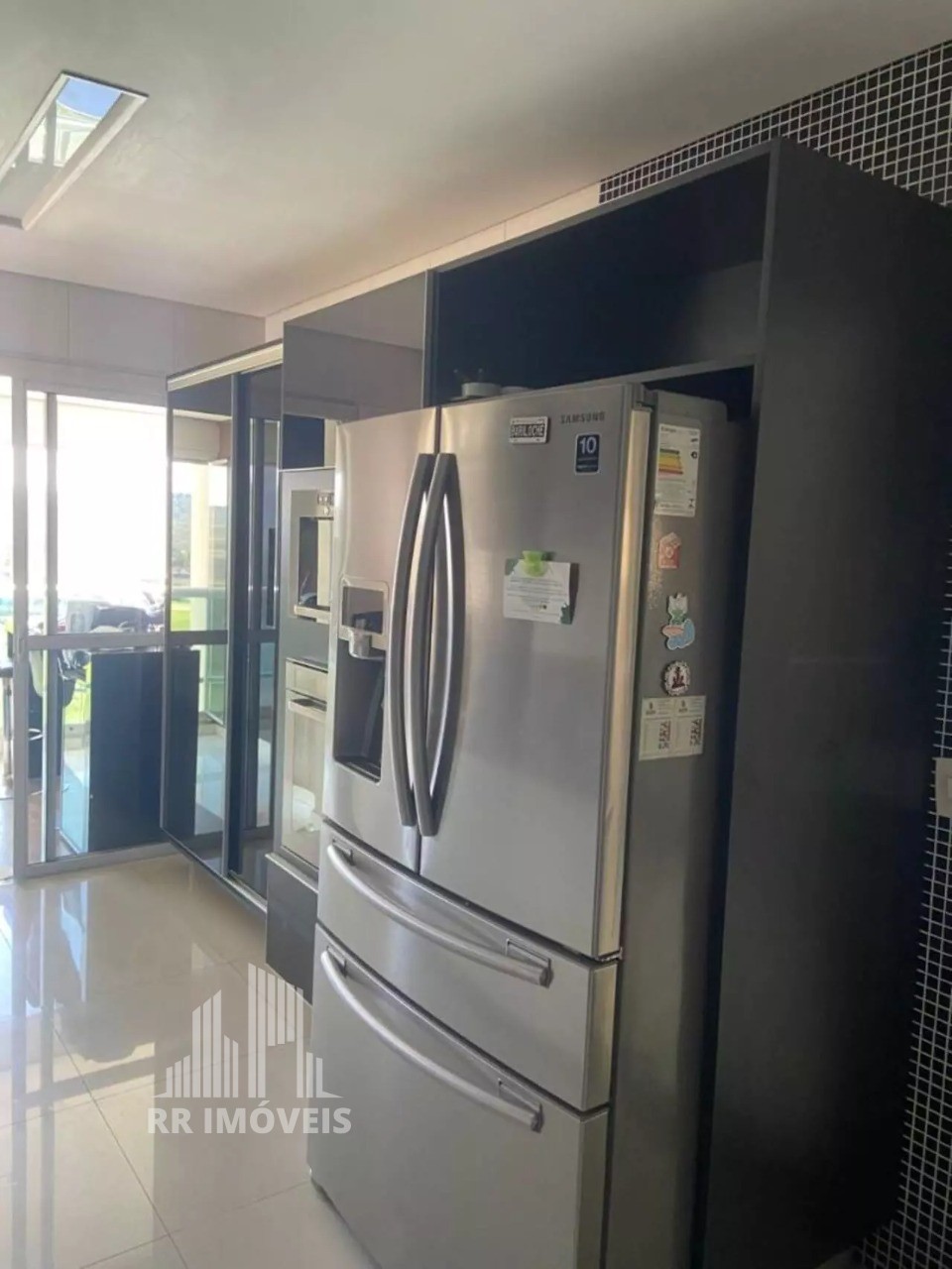 Apartamento à venda com 3 quartos, 202m² - Foto 17