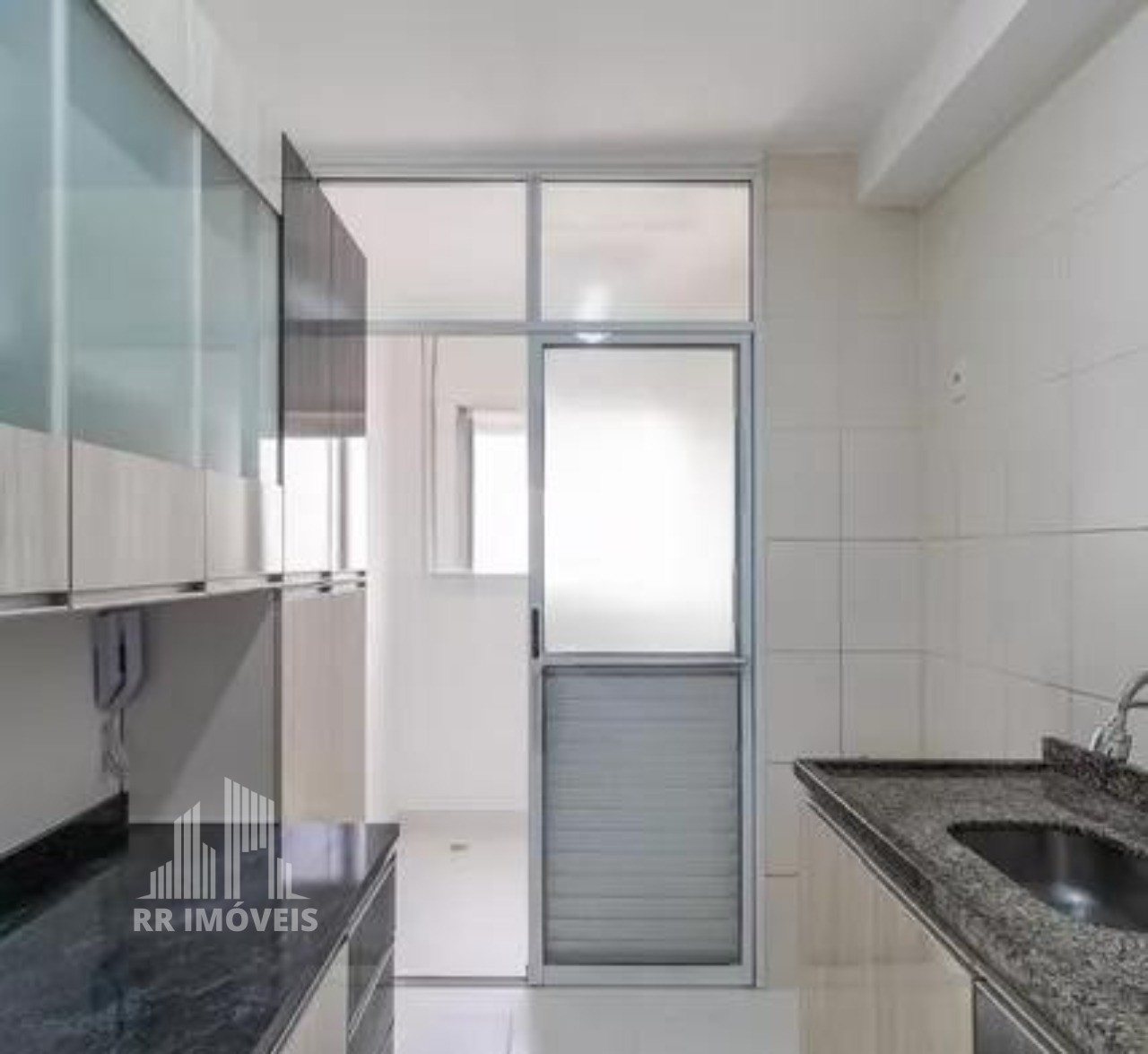 Apartamento à venda com 2 quartos, 61m² - Foto 7