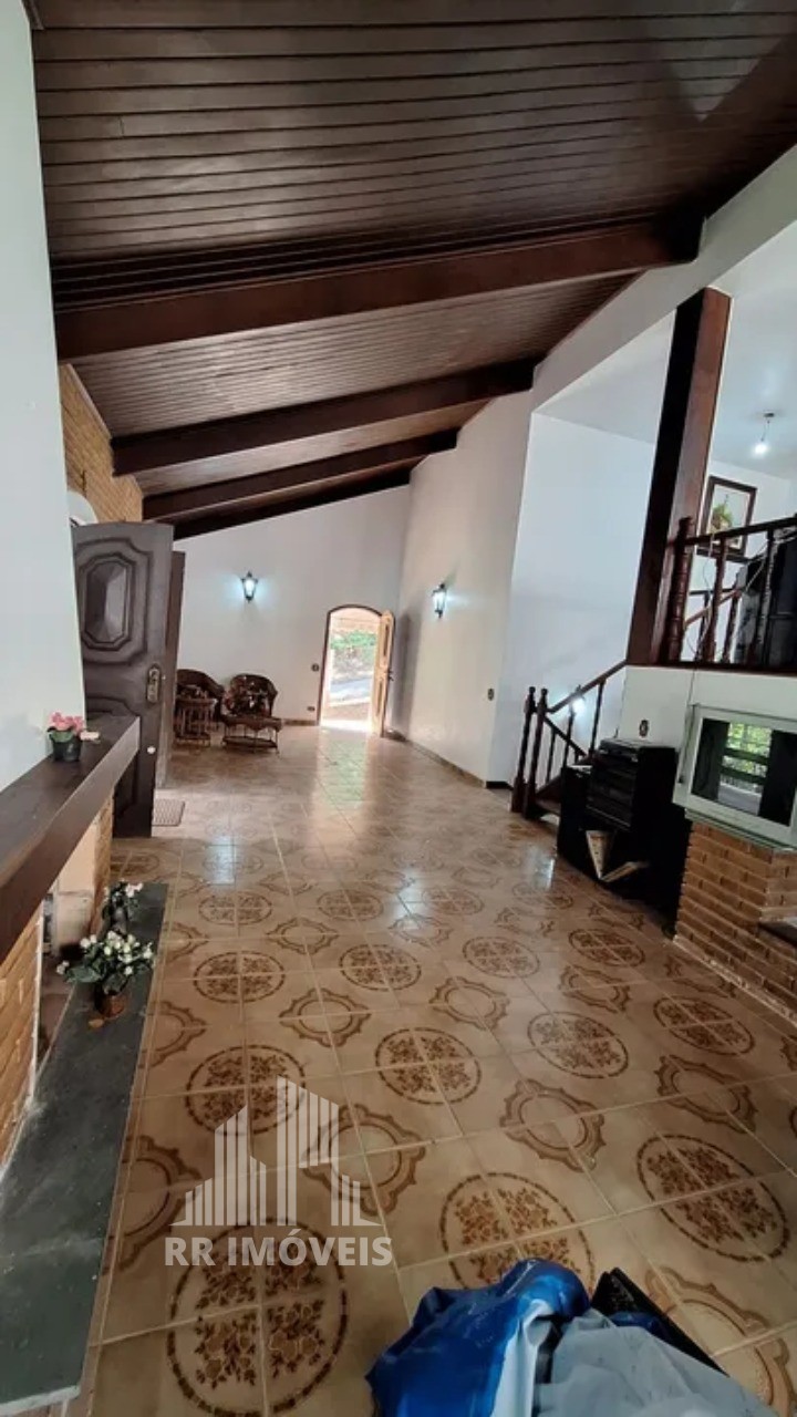 Casa à venda com 4 quartos, 750m² - Foto 10