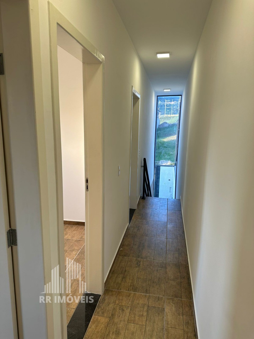 Casa à venda com 3 quartos, 110m² - Foto 12