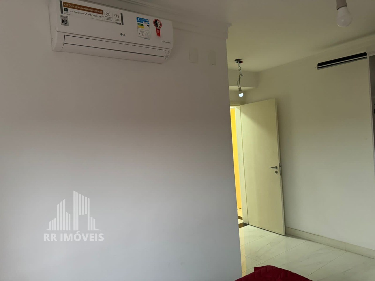 Apartamento à venda com 1 quarto, 62m² - Foto 12