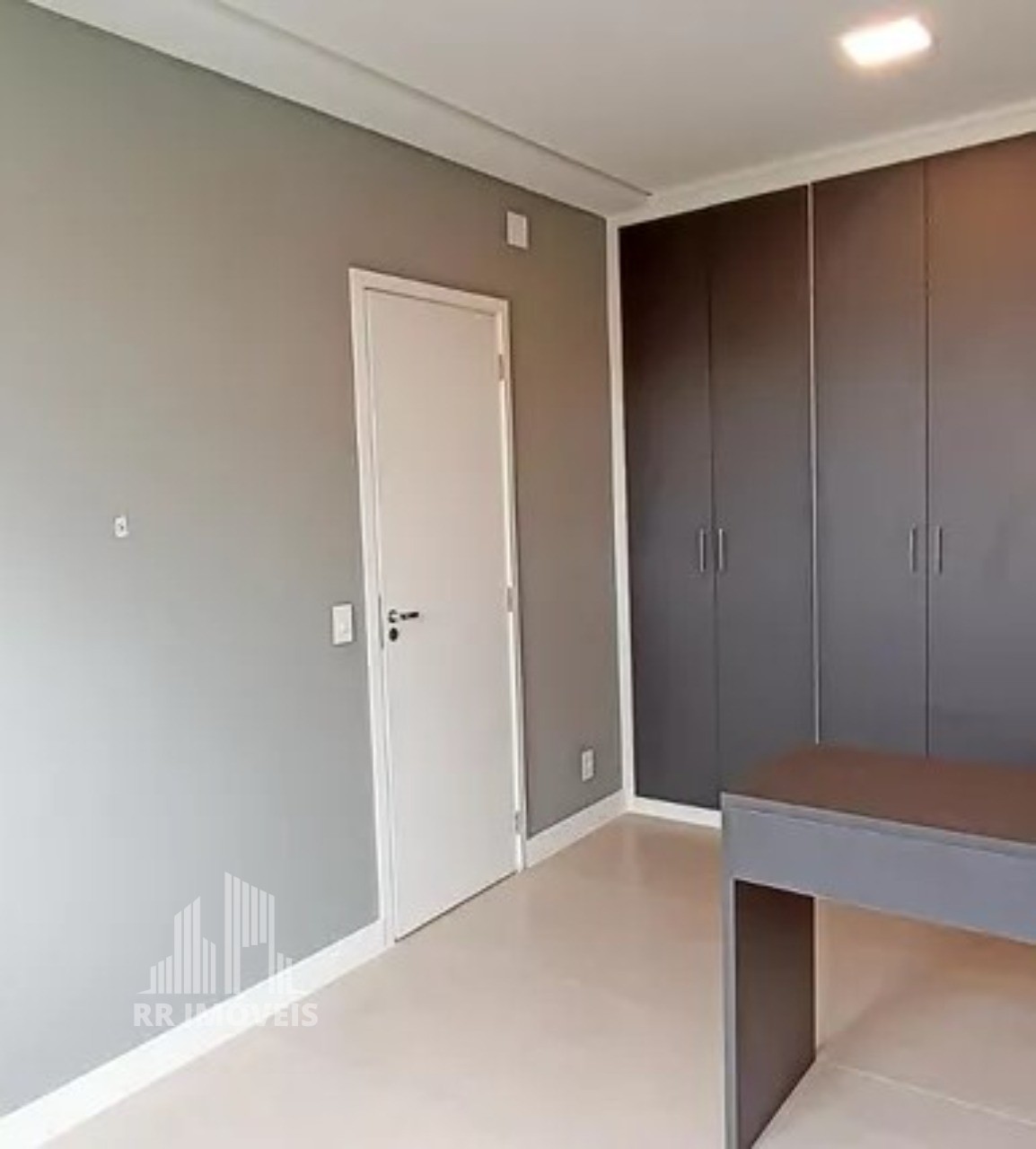 Apartamento à venda com 1 quarto, 44m² - Foto 15