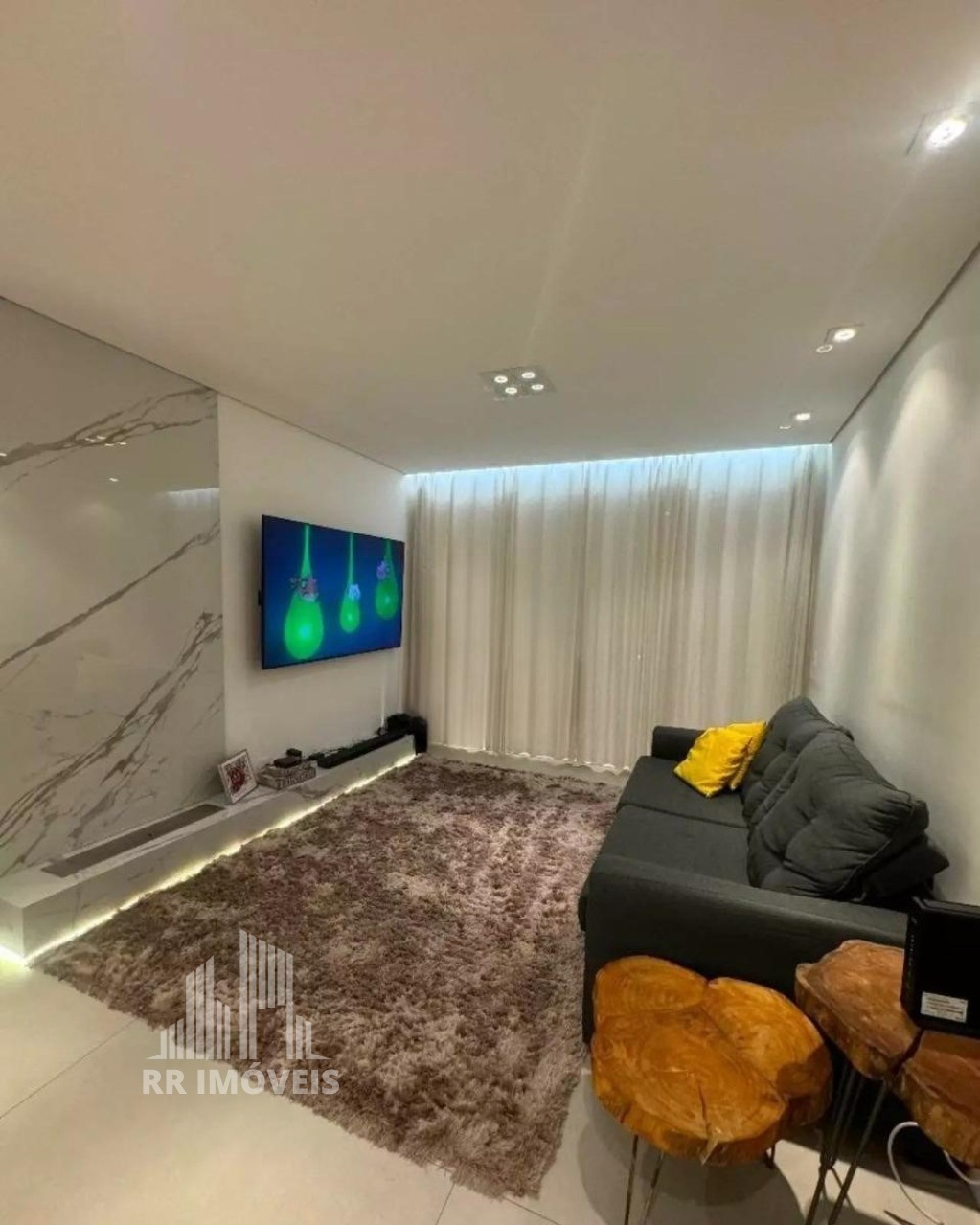Apartamento, 3 quartos, 140 m² - Foto 1
