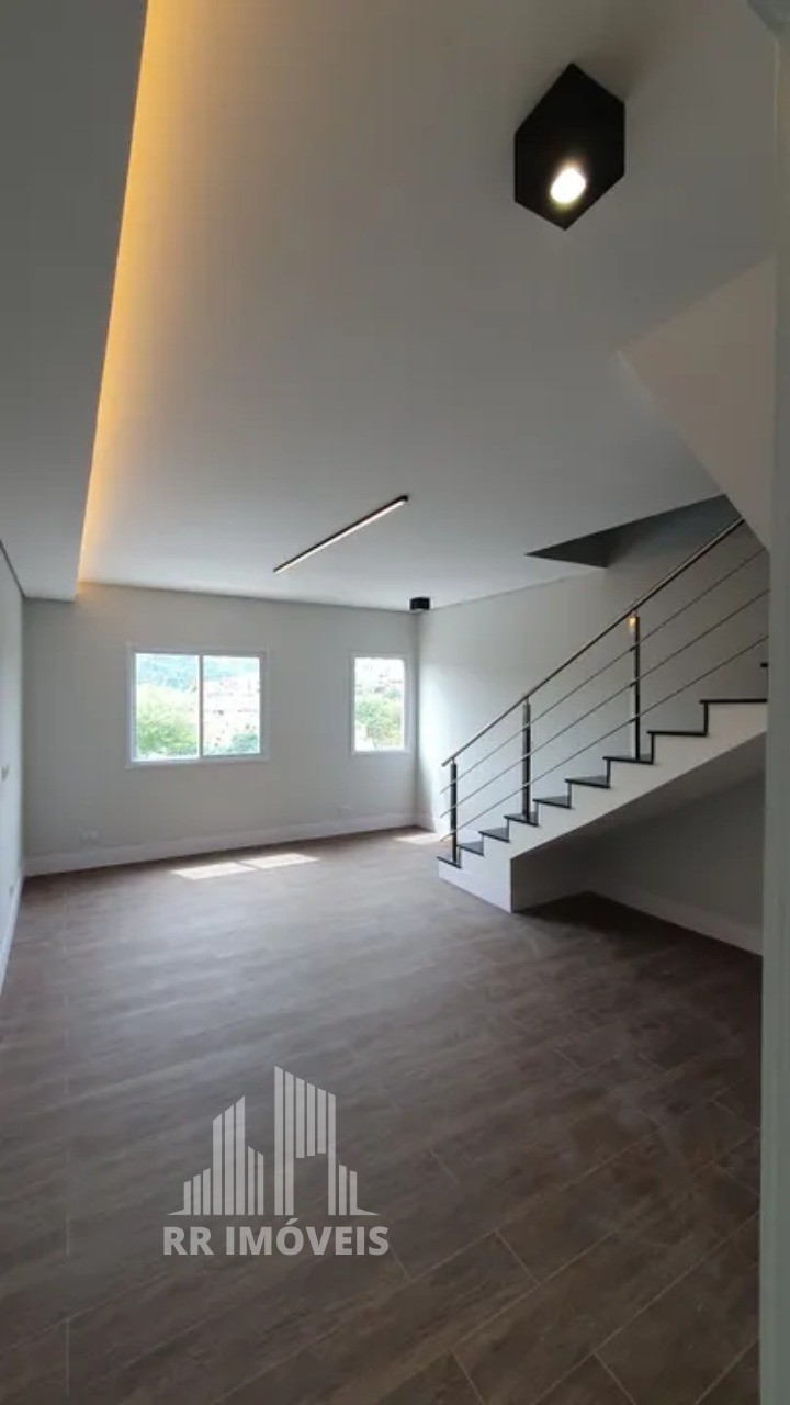 Casa à venda com 3 quartos, 123m² - Foto 3