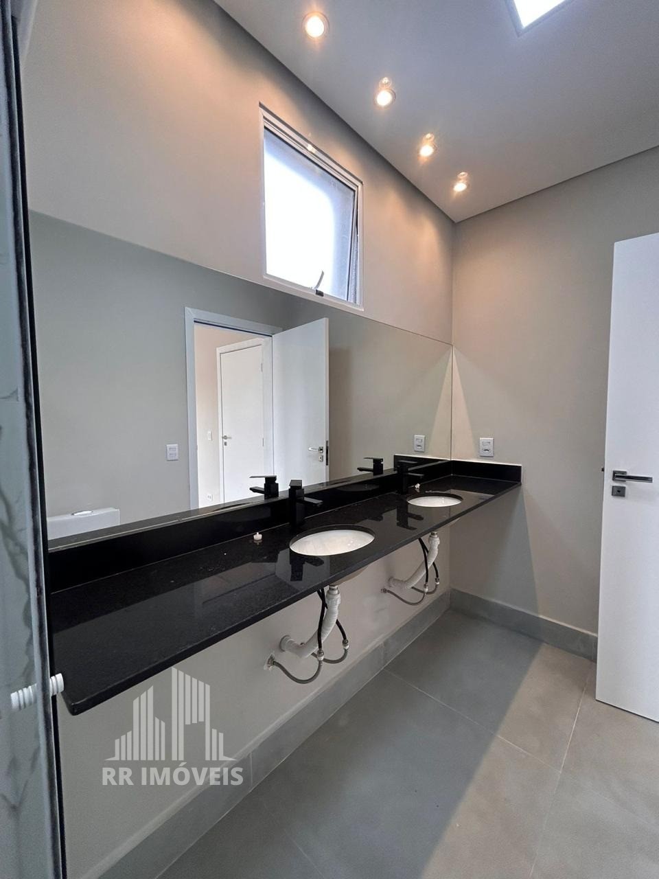 Casa, 3 quartos, 220 m² - Foto 32