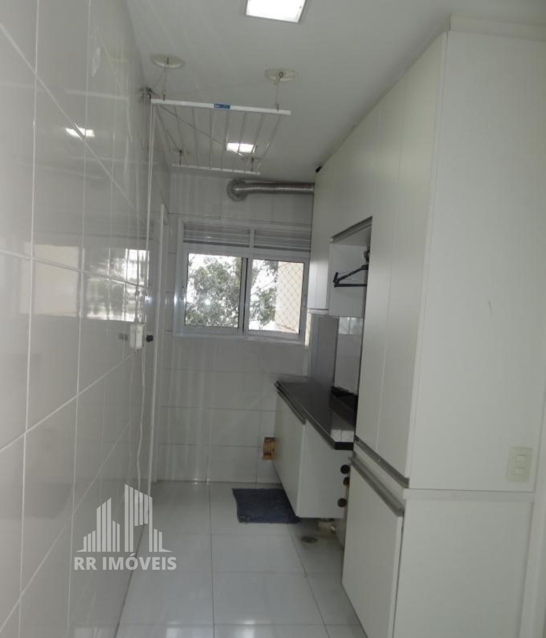 Apartamento à venda com 4 quartos, 202m² - Foto 8