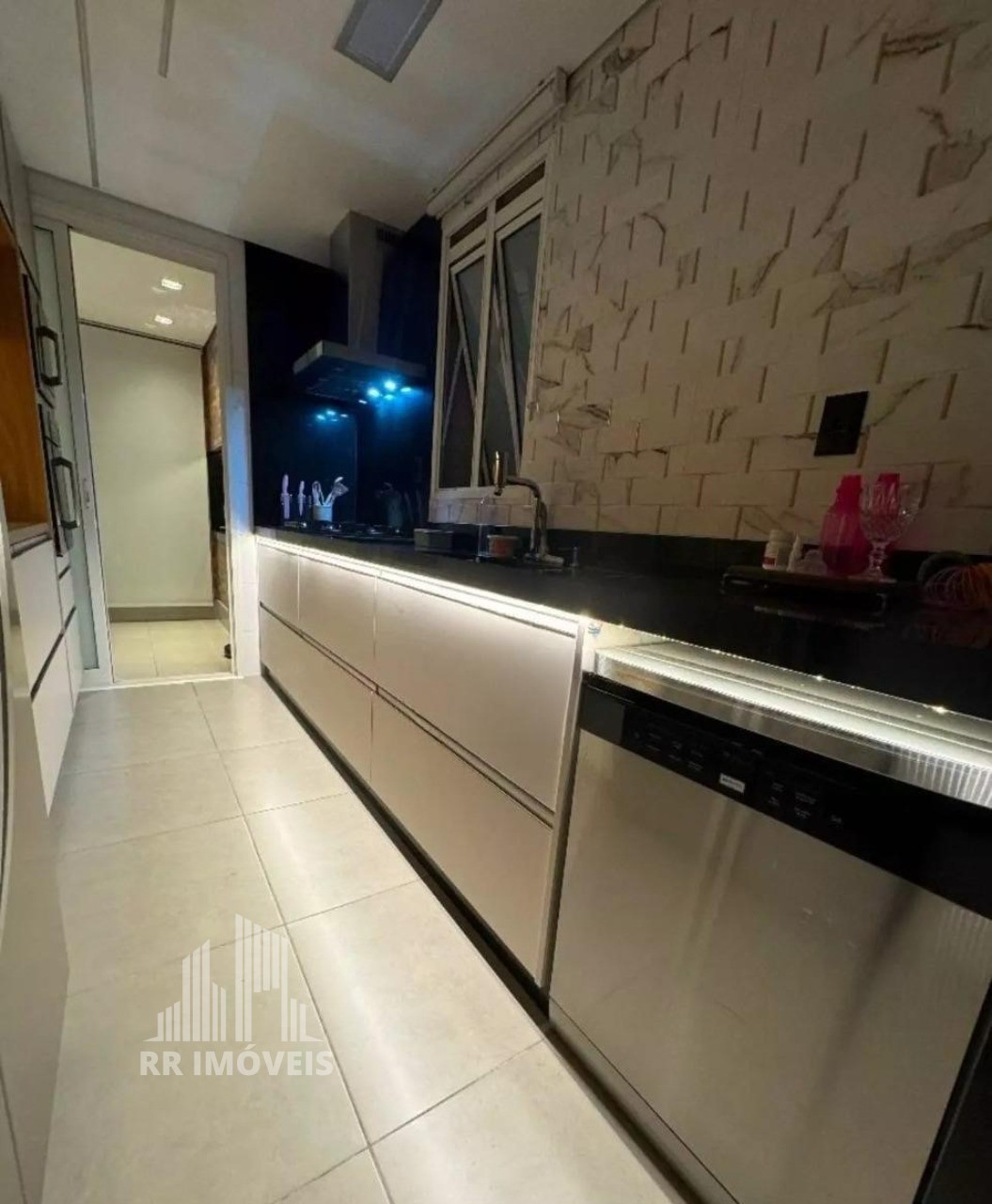 Apartamento, 3 quartos, 140 m² - Foto 5