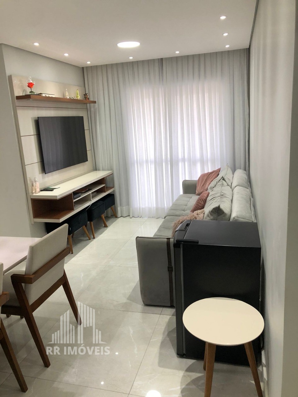 Apartamento à venda com 3 quartos, 71m² - Foto 1