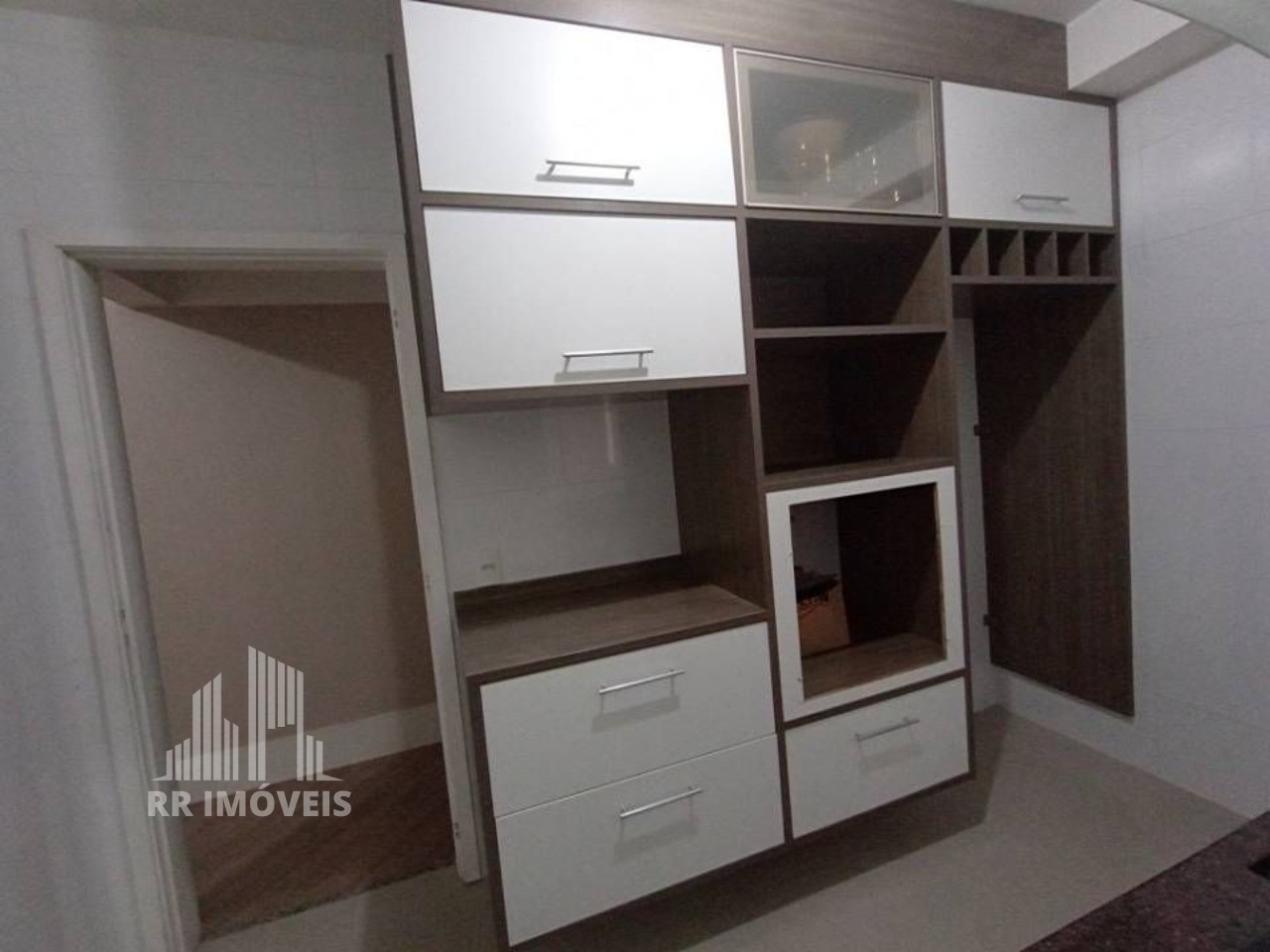 Apartamento à venda com 3 quartos, 85m² - Foto 7