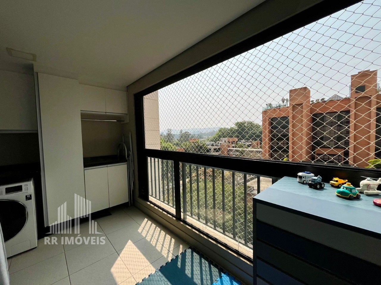 Apartamento à venda com 2 quartos, 63m² - Foto 3