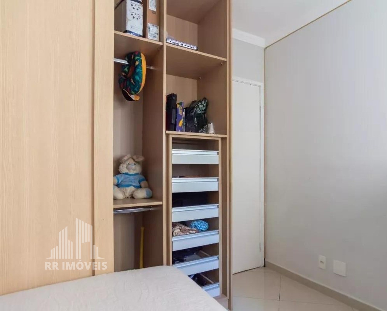 Apartamento à venda com 3 quartos, 68m² - Foto 28