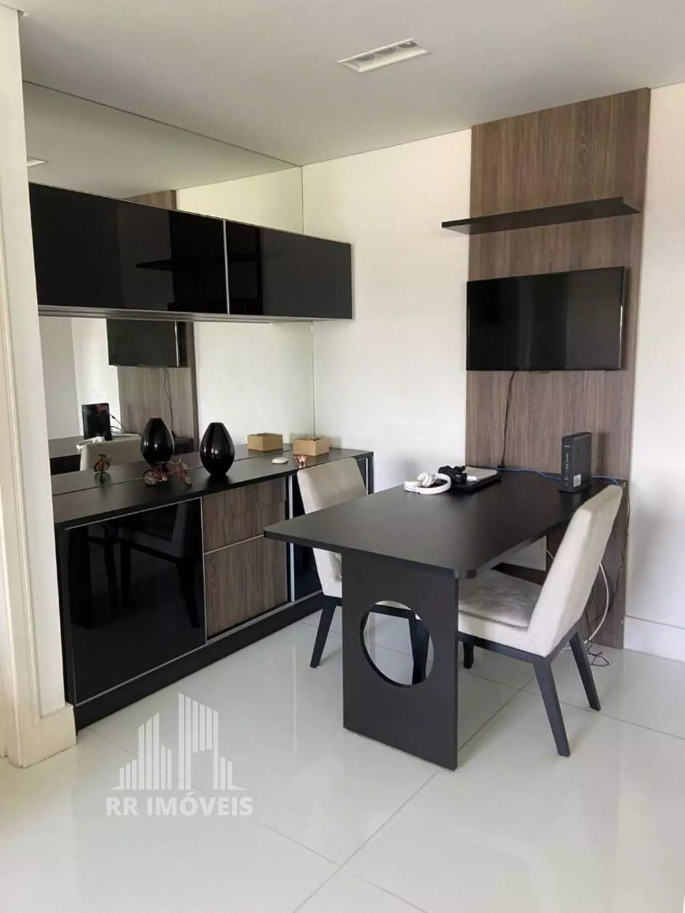 Apartamento à venda com 3 quartos, 202m² - Foto 10