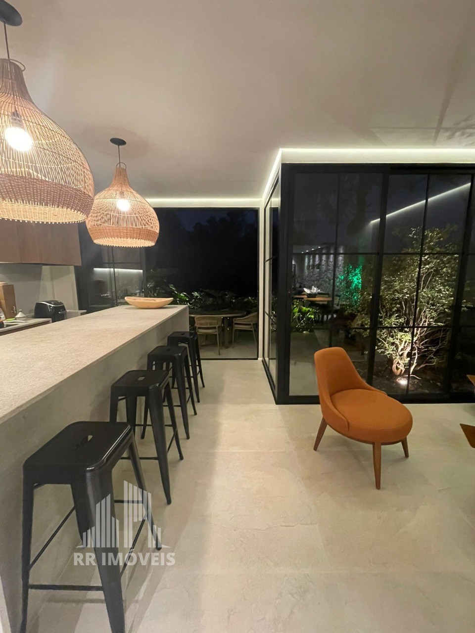 Casa de Condomínio à venda com 3 quartos, 224m² - Foto 12