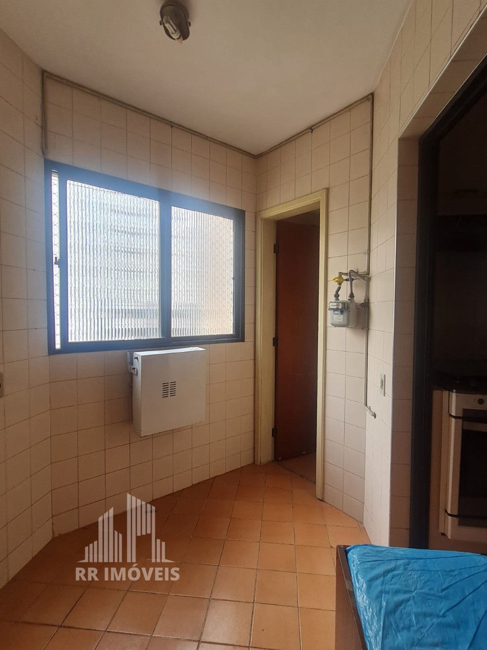 Apartamento à venda com 3 quartos, 130m² - Foto 12